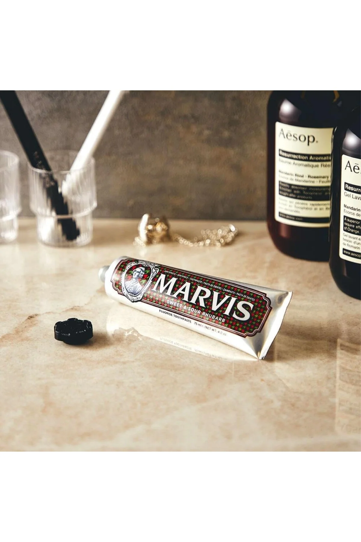 Diş Macunu Sweet and Sour Rhubarb - Ravent 75 ml. Diş Macunu Sweet and Sour Rhubarb - Ravent 75 ml.