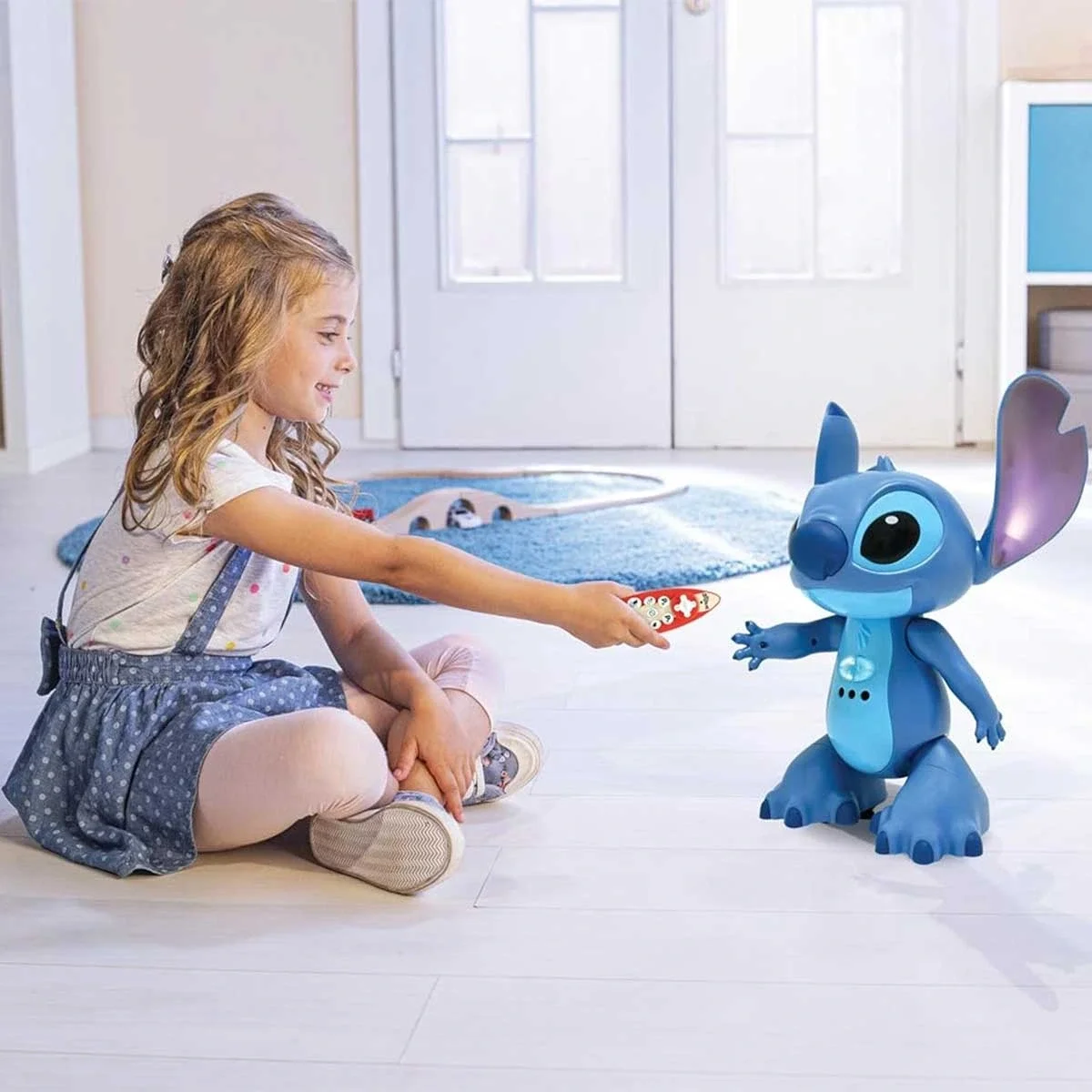 Disney Stitch Uzaktan Kumandalı Interaktif Robot - S00011804
