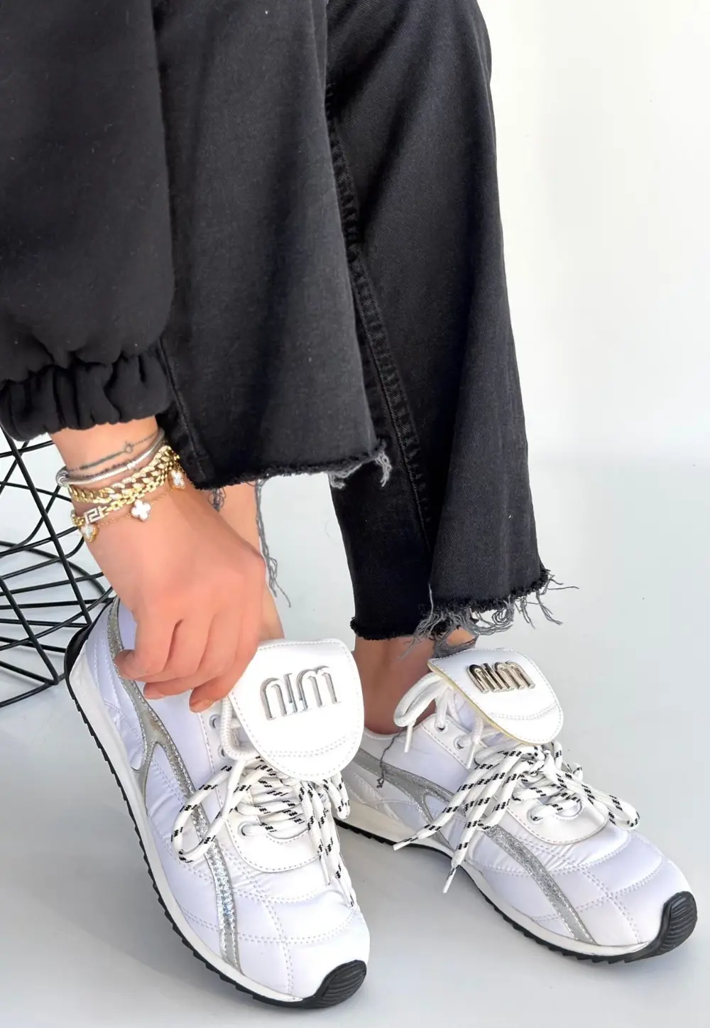 Dissa Beyaz Cilt Bağcıklı Paraşüt Detaylı Spor Ayakkabı Dissa Beyaz Cilt Bağcıklı Paraşüt Detaylı Spor Ayakkabı