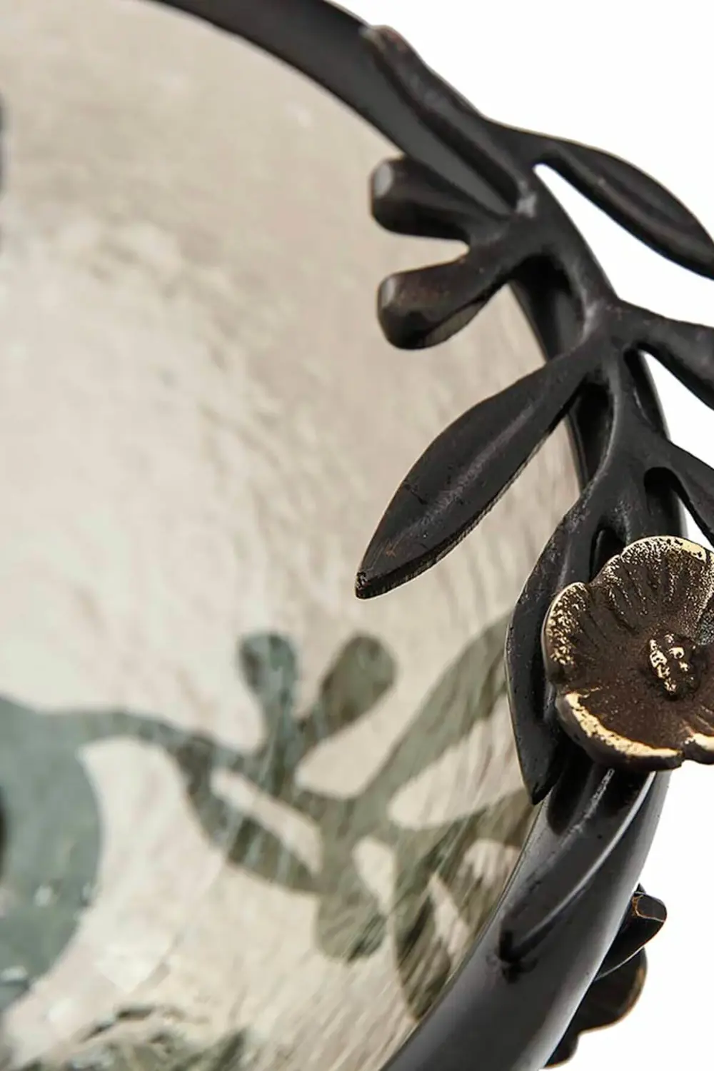 Diya Çiçekli Dekoratif Metal Ayaklı Kase AK.EG0022