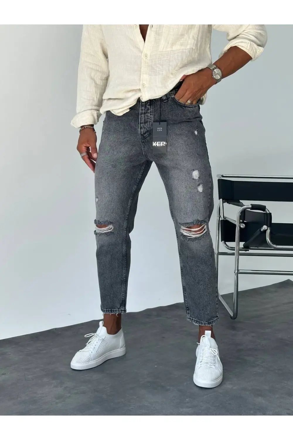 Diz Yırtık Detay Gri Boyfriend Jean
