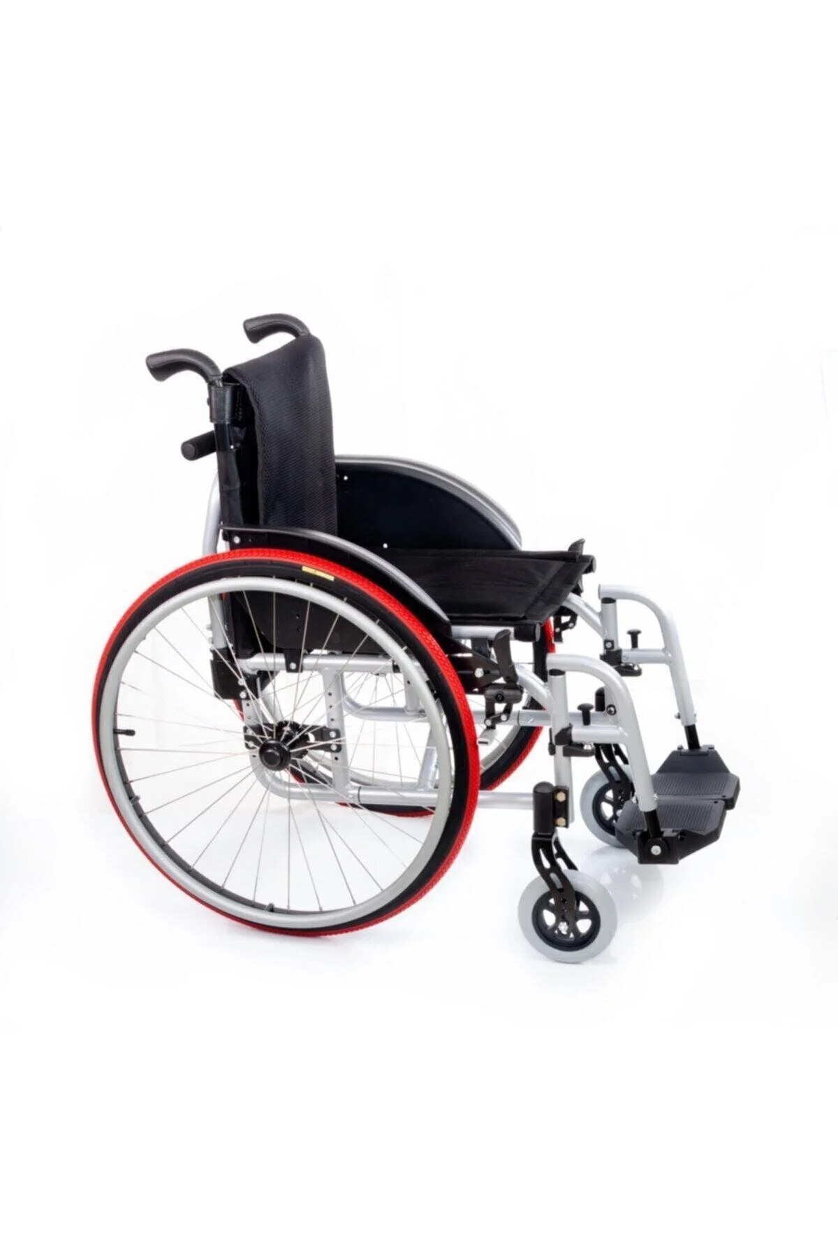 Dm-315 Active Hafif Manuel Alüminyum Tekerlekli Sandalye 38 Cm (YARI AKTİF TEKERLEKLİ SANDALYE) Dm-315 Active Hafif Manuel Alüminyum Tekerlekli Sandalye 38 Cm (YARI AKTİF TEKERLEKLİ SANDALYE)