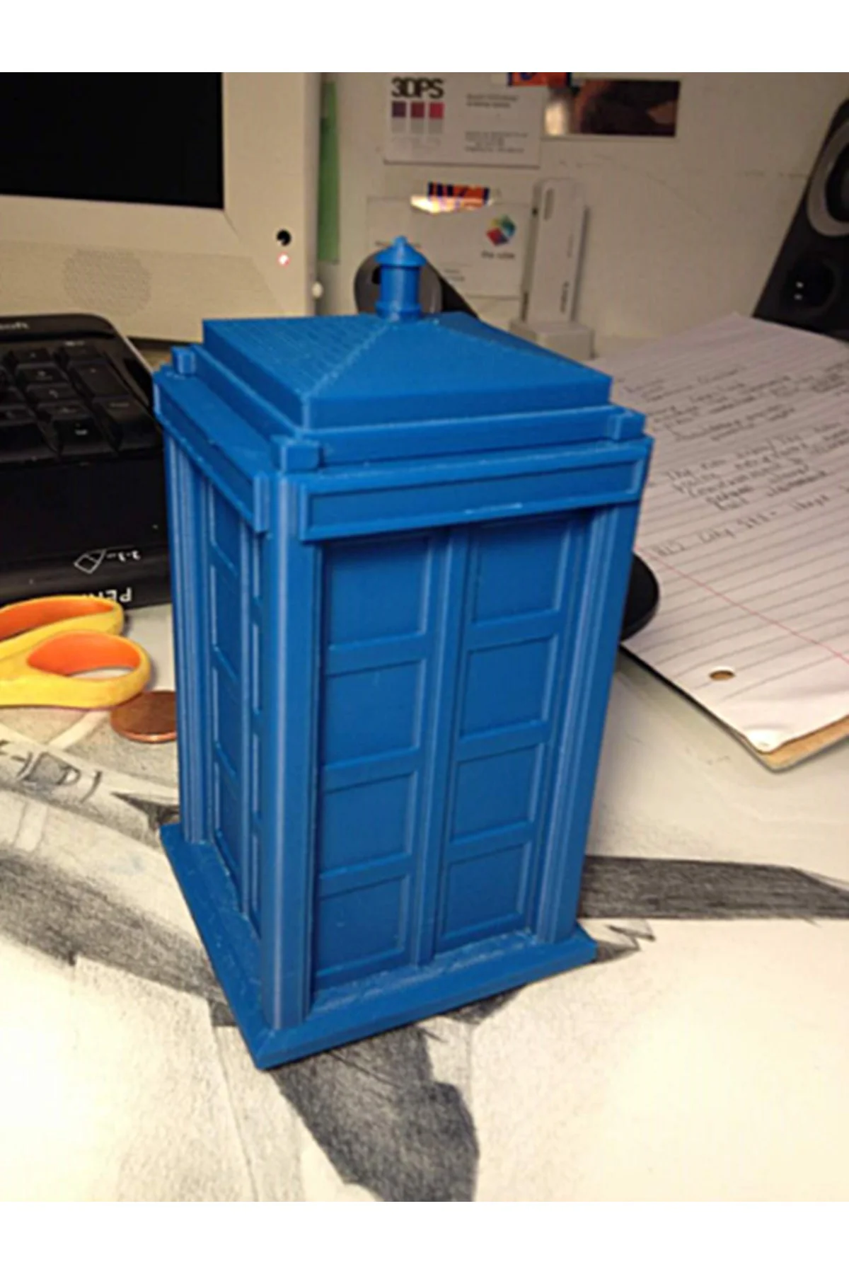 Doctor Who Telefon Kulübesi Kalemlik 10 Cm