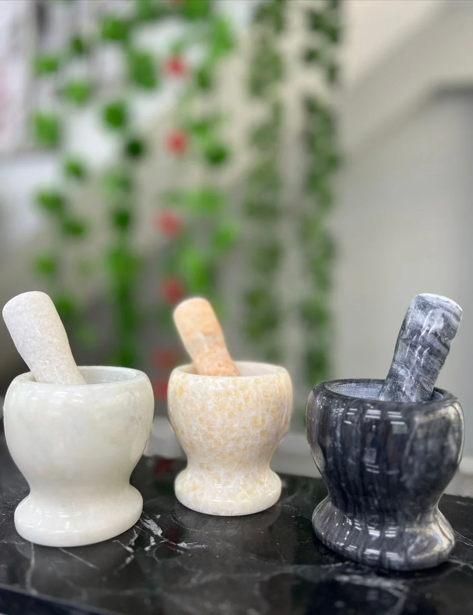 Doğal Cilalı Mermer Havan Taşı – Sağlıklı ve Dayanıklı Mutfak Ger