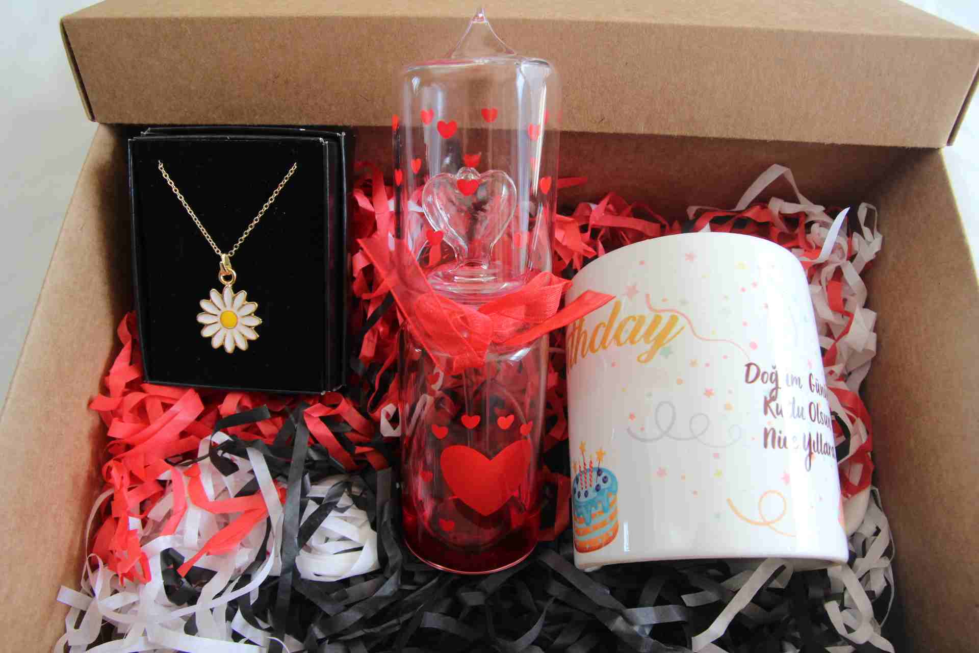Home Doğum Günü Hediye Kutusu Kupa Bardak Özel Kutusunda Papatya Kolye Ve Aşk Ölçer