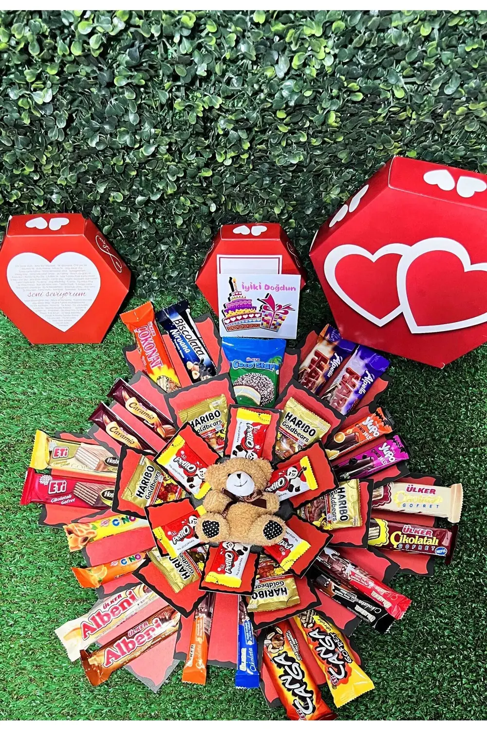 Dogum Gunu Hediyesi Çikolata Dolu Romantik Patlayan Hediye Kutusu