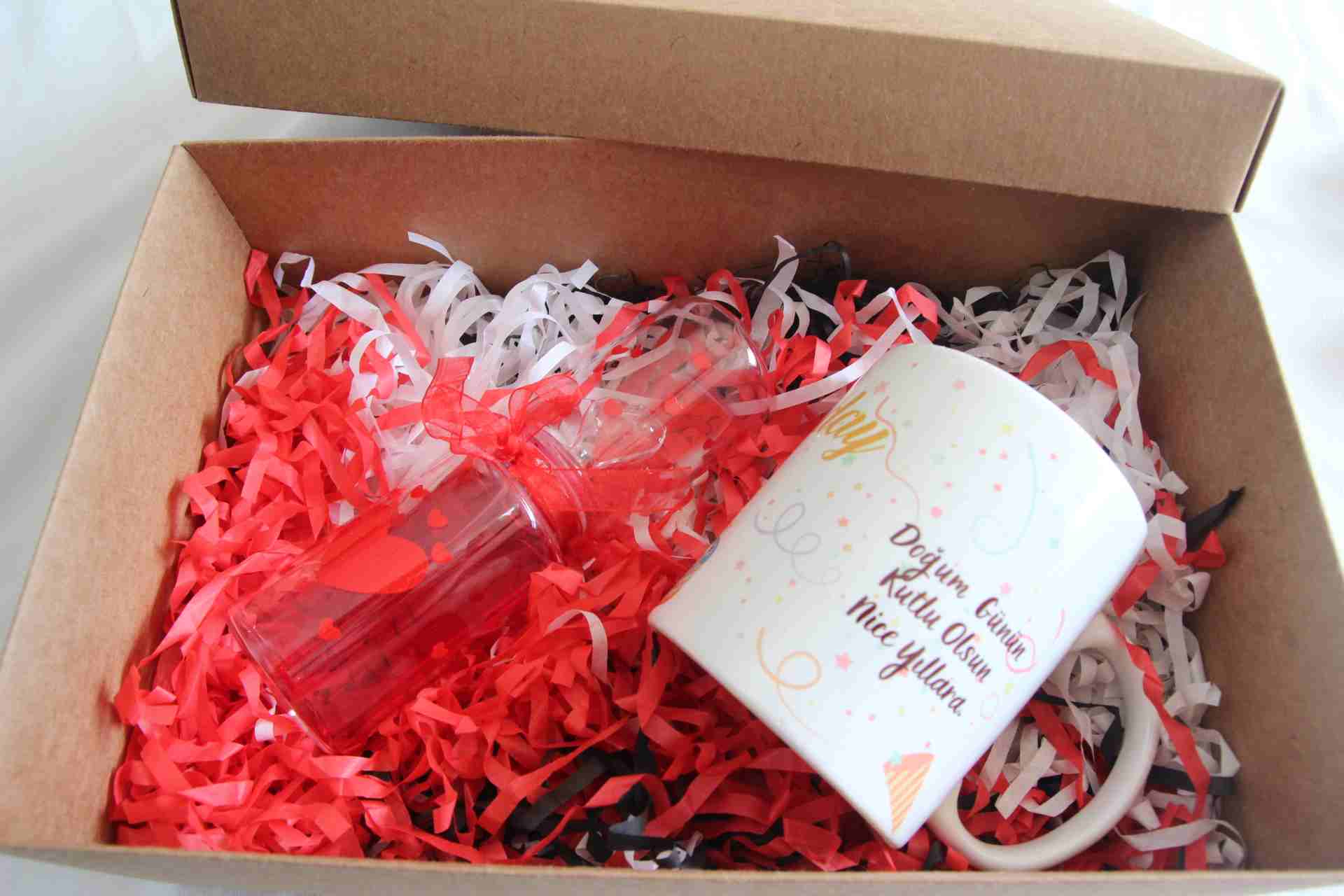 Home Doğum Günün Kutlu Olsun Kupa Bardak  Ve Aşk Ölçer Hediye Seti