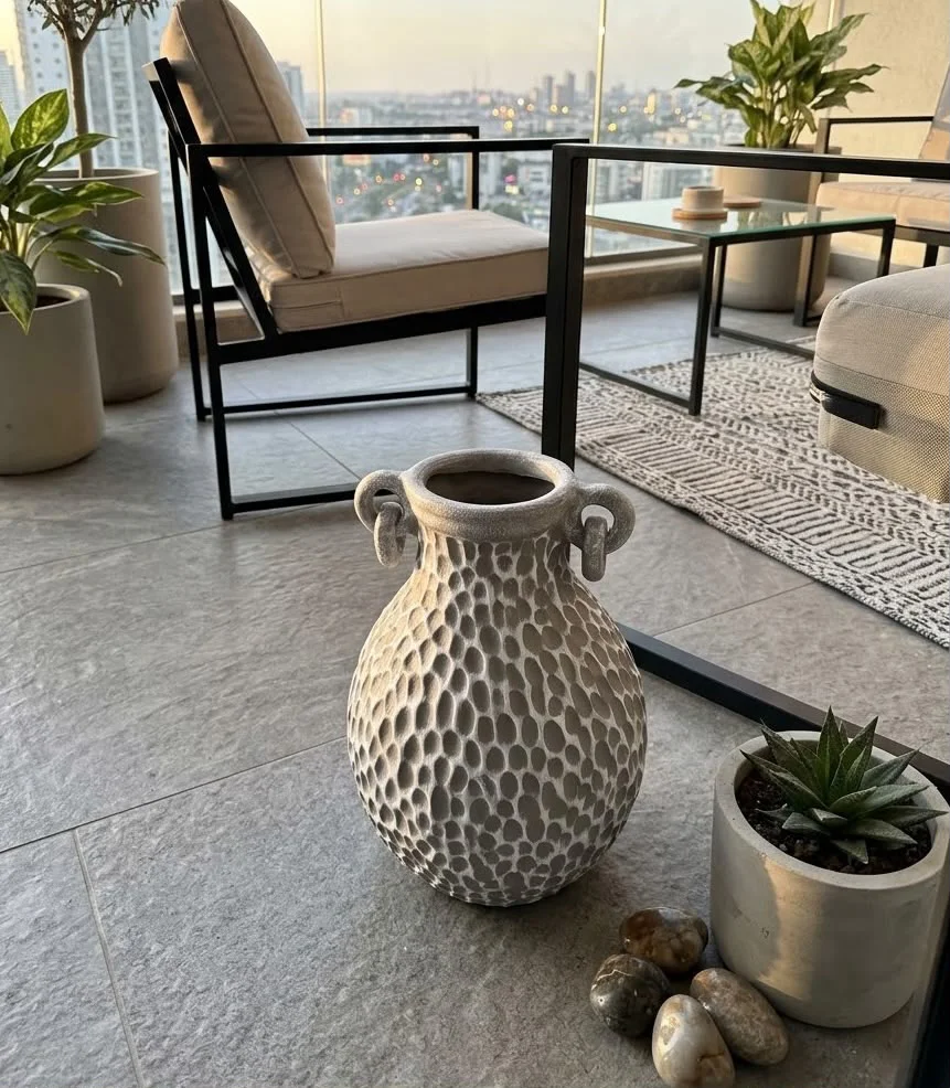 Dokoratif Modern Doğal Görünümlü Vazo