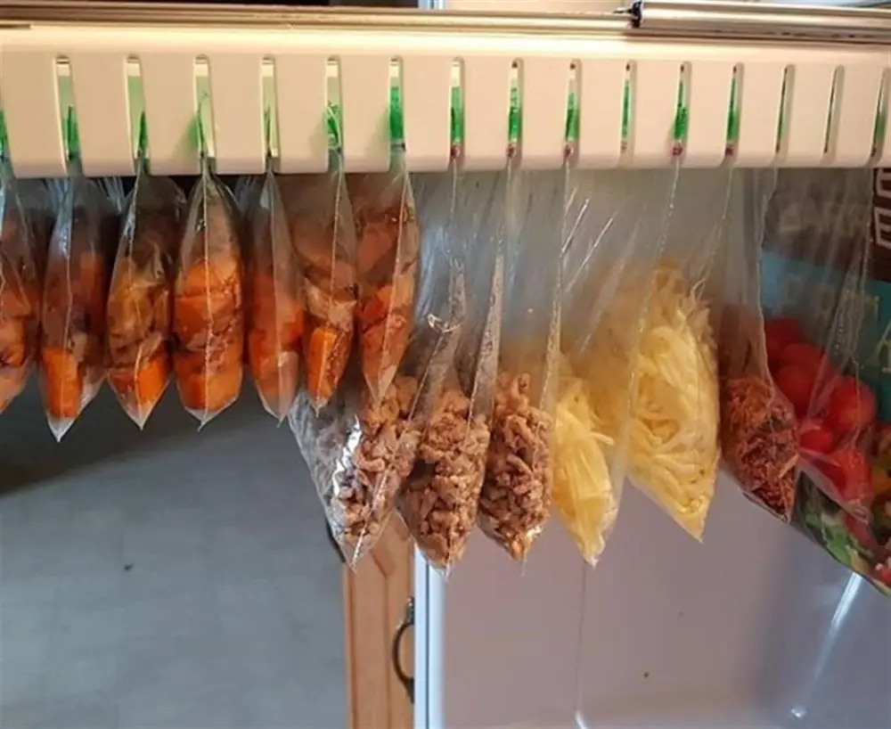 Dolap Buzdolabı İçin Kilitli Poşet Tutucu Raylı Organizer Aparat Dolap Buzdolabı İçin Kilitli Poşet Tutucu Raylı Organizer Aparat