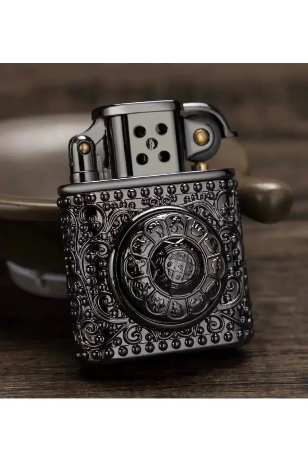 Döner Tabla Yeni Nesil Benzersiz Tasarım Lüks Gazlı Lüx Çakmak.