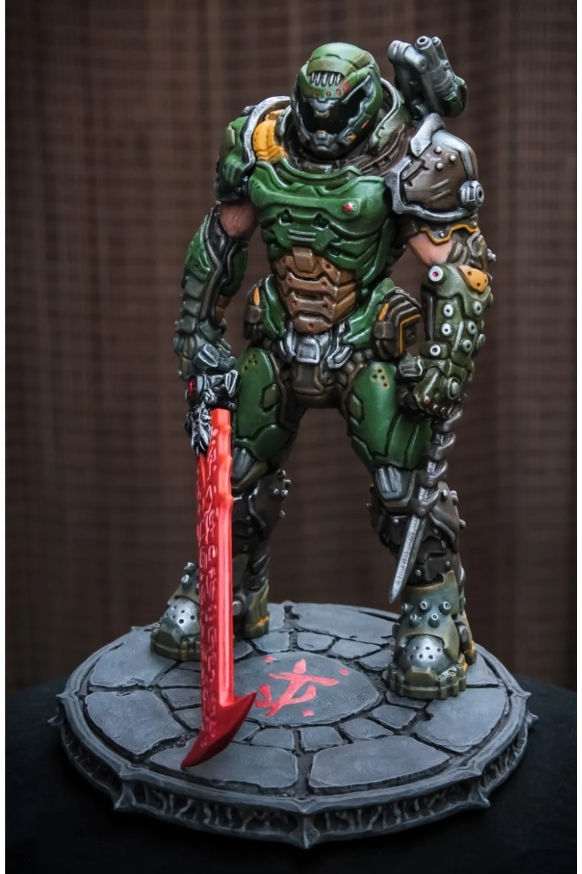 Doom Guy Eternal Boyalı Figür 26 Cm (DEV BOY)