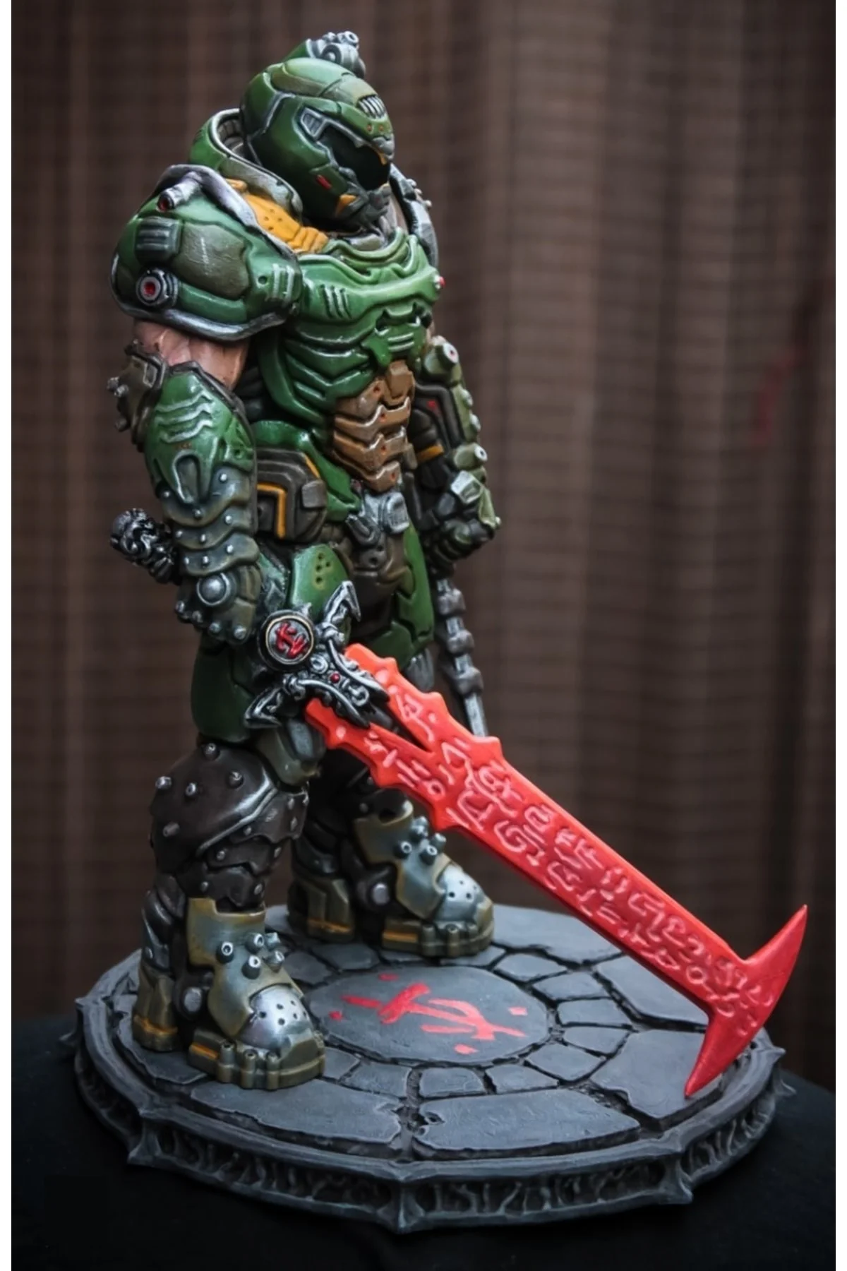 Doom Guy Eternal Boyalı Figür 26 Cm (DEV BOY)
