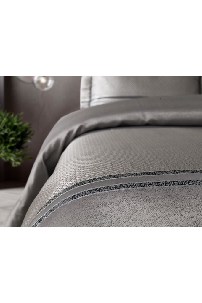 Doqu Home  Mathilda Çift Kişilik Yatak Örtüsü  Gümüş