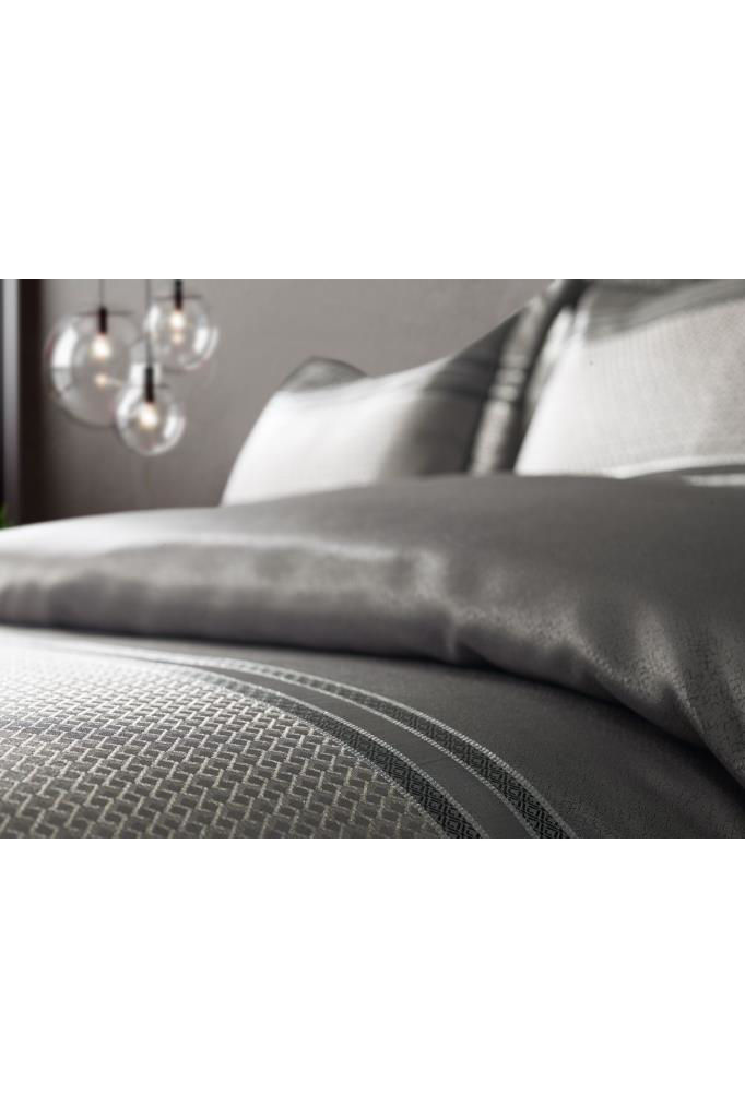 Doqu Home  Mathilda Çift Kişilik Yatak Örtüsü  Gümüş