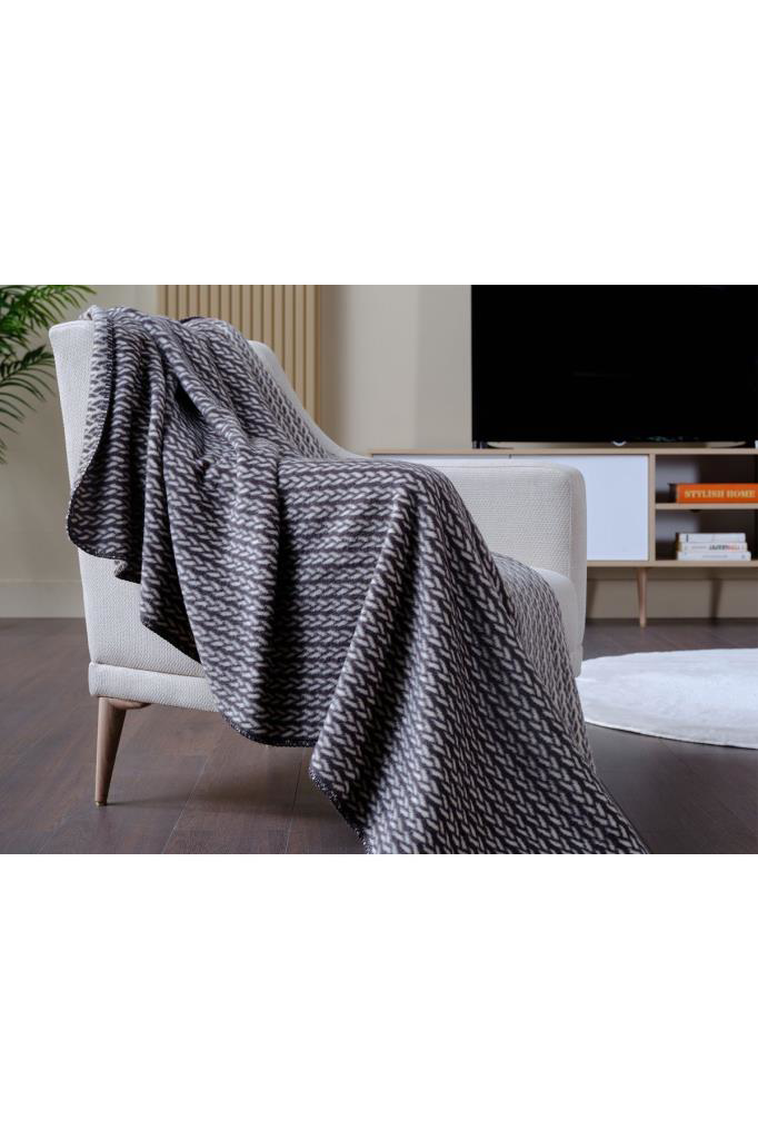 Doqu Home  Tv Battaniyesi  Braid