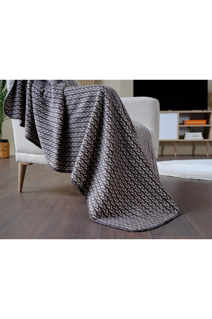 Doqu Home  Tv Battaniyesi  Braid