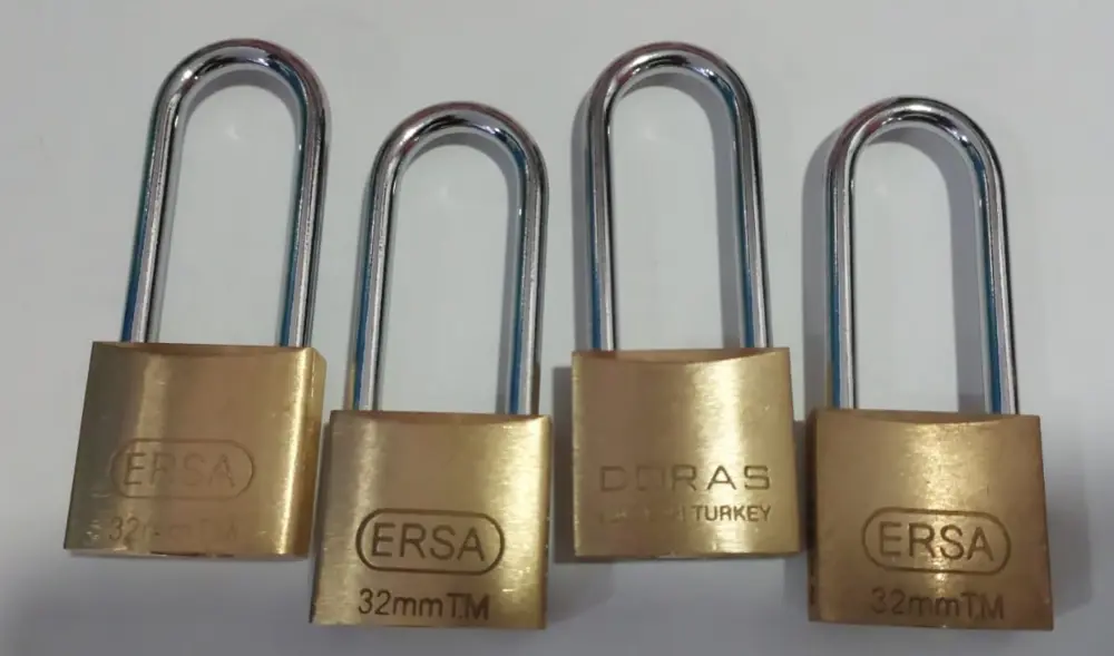 Doras Ersa 4'lü Set Uzun Kanca Pas Pirinç Asma Kilit 30 Mm