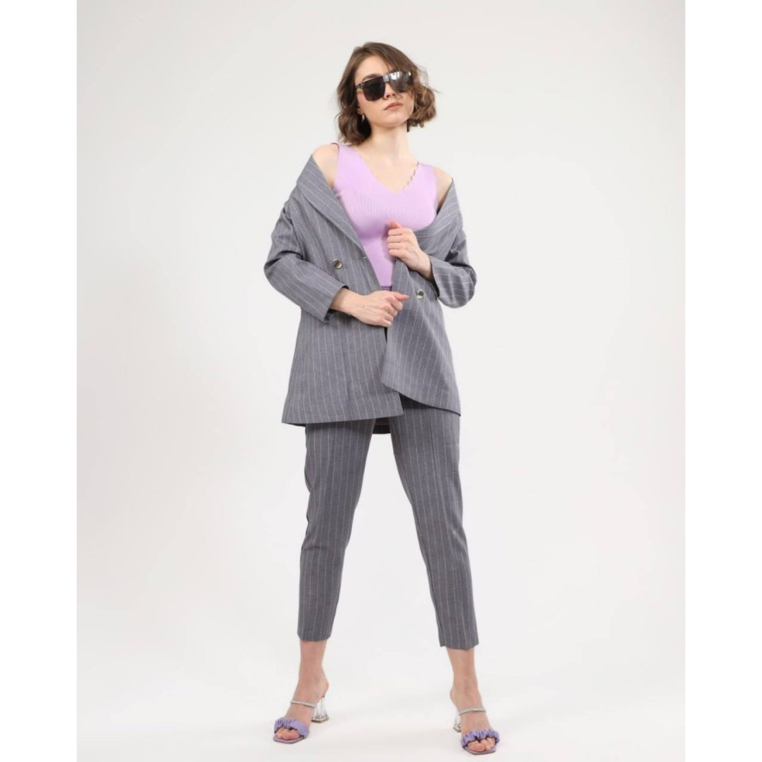 Dört Düğme Çi̇zgi̇li̇ Ceket