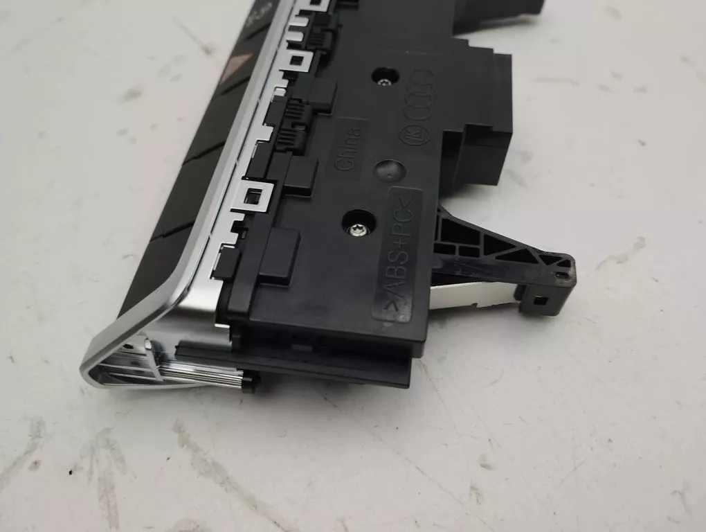 Dörtlü, Flaşör Düğmesi - Komple (AUDI)(8Y0925301G)