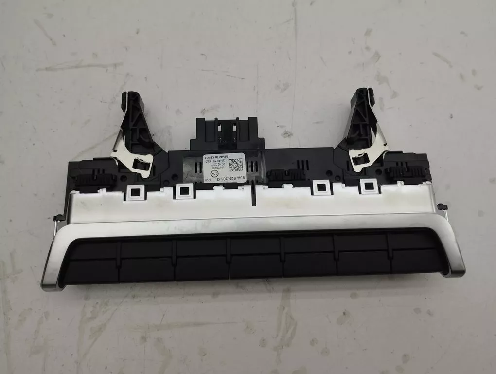 Dörtlü, Flaşör Düğmesi - Komple (AUDI)(8Y0925301G)