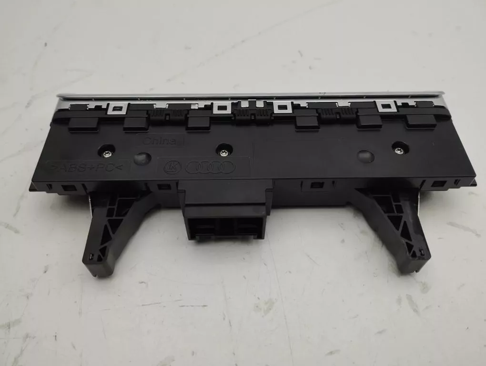 Dörtlü, Flaşör Düğmesi - Komple (AUDI)(8Y0925301G)