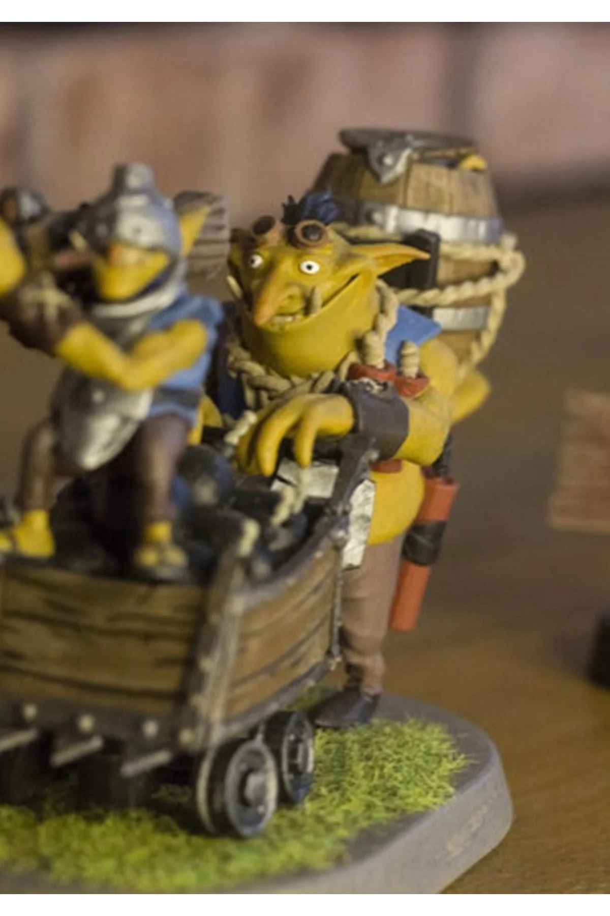 Dota 2 Techies Figür Dota 2 Teknisyenler Obje 25CM Büyük Boy