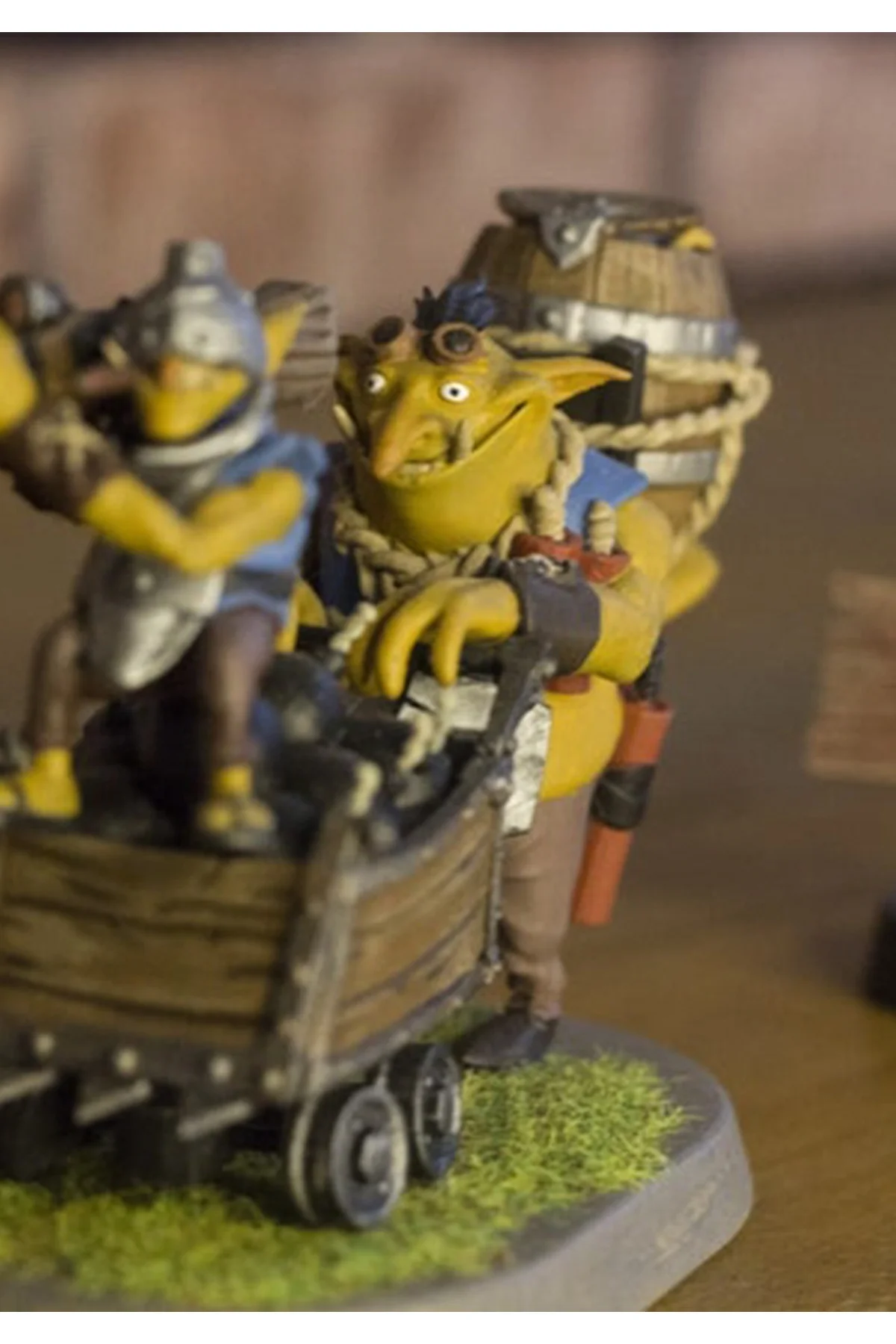 Dota 2 Techies Figür Dota 2 Teknisyenler Obje 25CM Büyük Boy