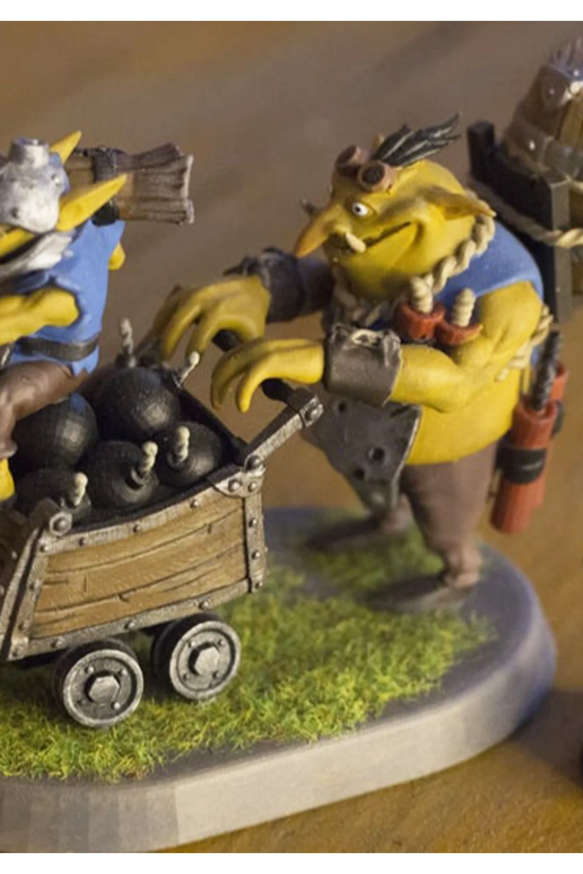 Dota 2 Techies Figür Dota 2 Teknisyenler Obje 25CM Büyük Boy