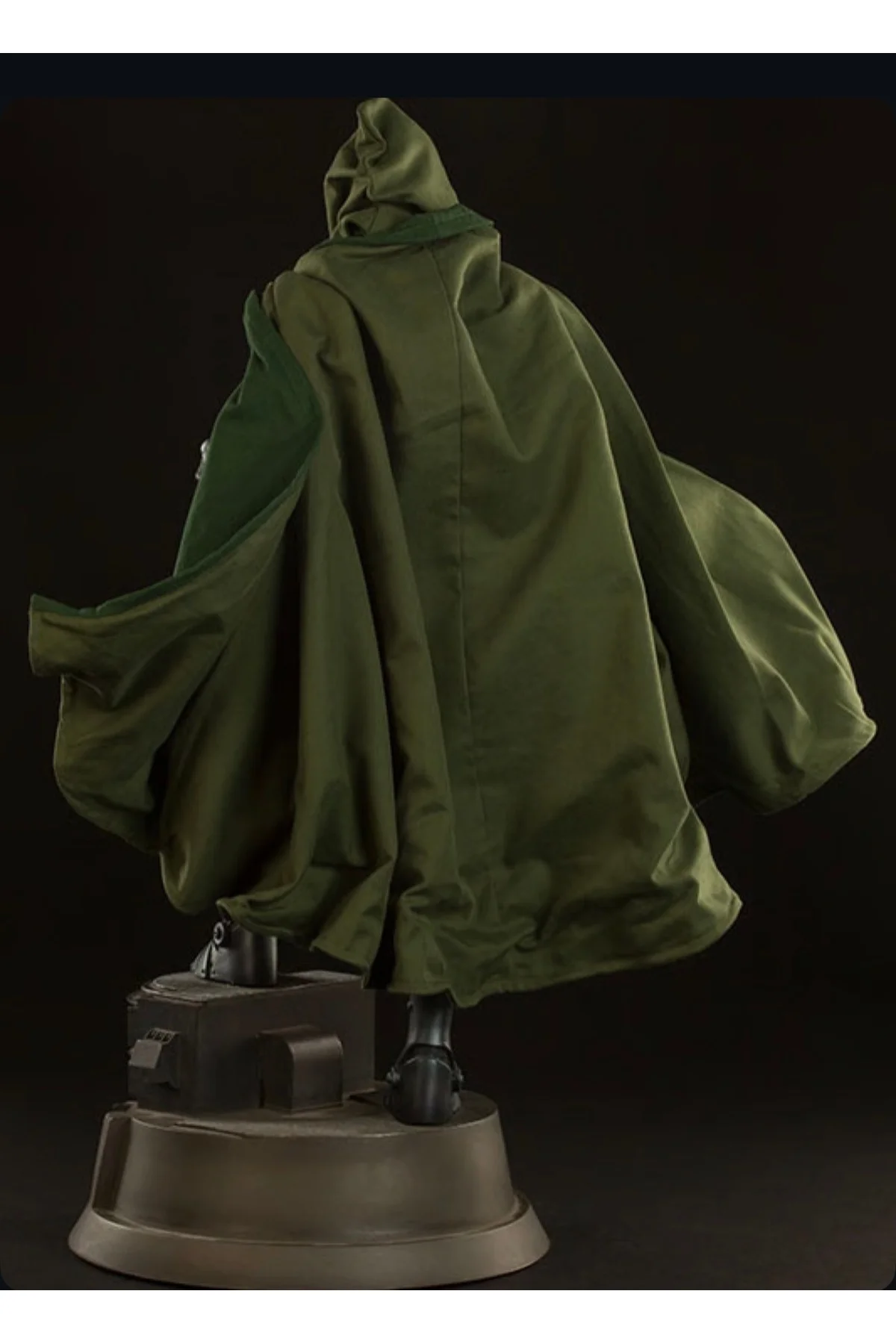 Dr. Doom Premium Format Figure