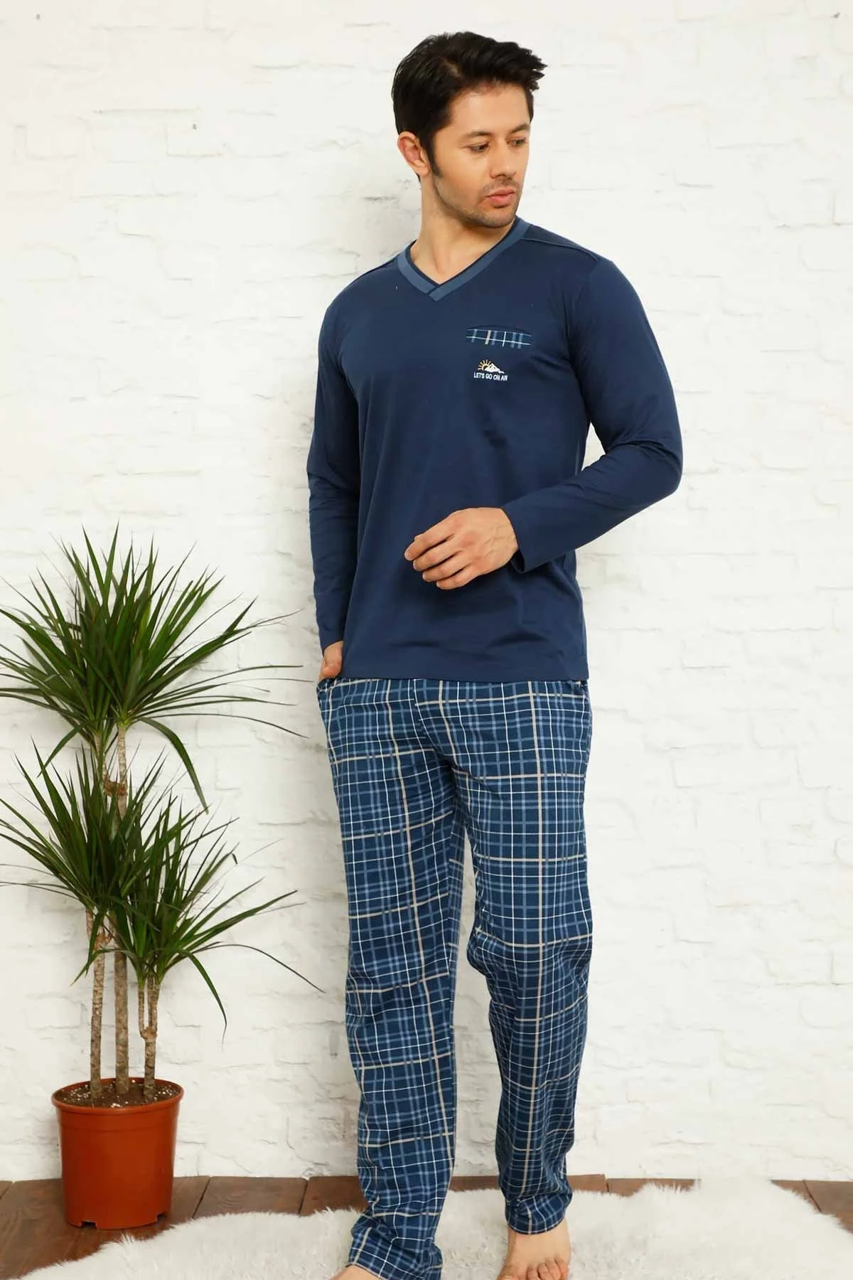 Dreamy Ekoseli Kısa Kollu V Yaka Cepli Erkek Pijama Takımı, Lacivert, M Fiyatı, Yorumları ve Özellikleri