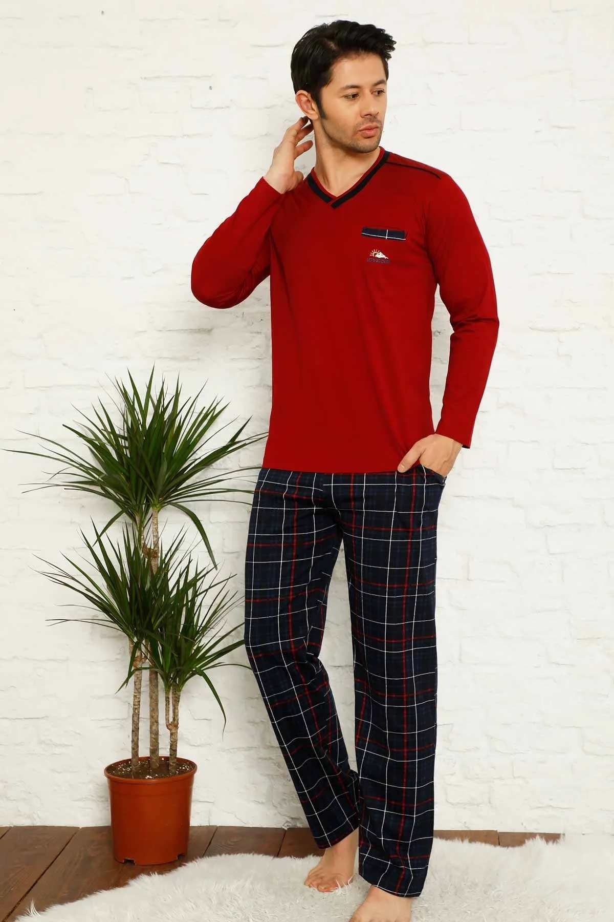 Dreamy Ekoseli Kısa Kollu V Yaka Cepli Erkek Pijama Takımı, Kırmızı Lacivert, XXL Fiyatı, Yorumları ve Özellikleri