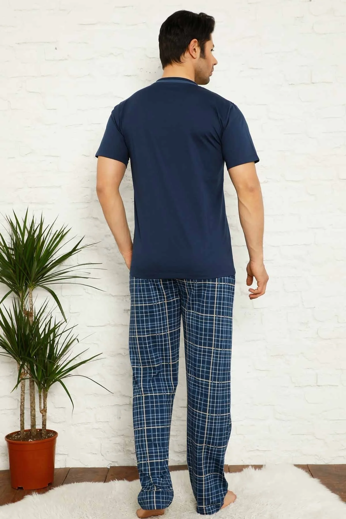 Dreamy Ekoseli Kısa Kollu V Yaka Cepli Erkek Pijama Takımı, İndigo, M Fiyatı, Yorumları ve Özellikleri