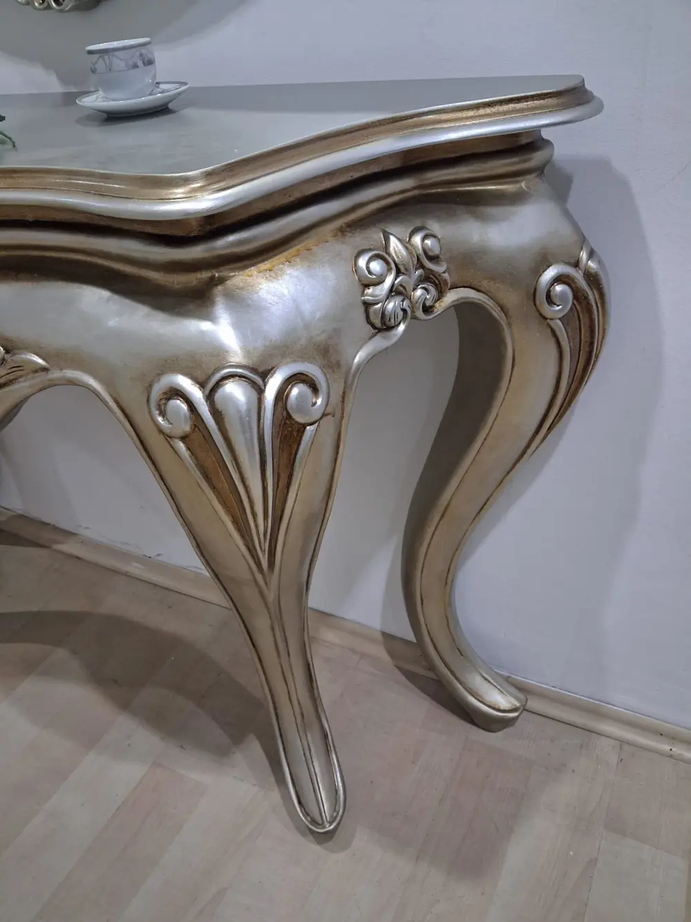 Dresuar 13509 AVANGART ASLAN Model Polyestr döküm eskitm GRİ-Kahv