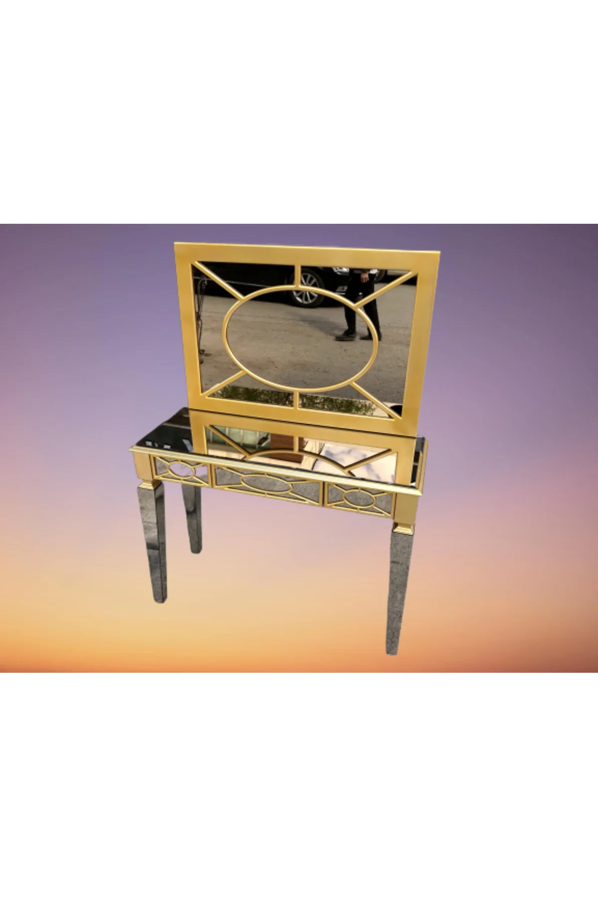 Dresuar 13718 MOTİFLİ Ayna Kaplama MODEL Parlak Gold Renk Kayın torna Çekm Elyapı Dresuar 13718 MOTİFLİ Ayna Kaplama MODEL Parlak Gold Renk Kayın torna Çekm Elyapı - Görsel 3