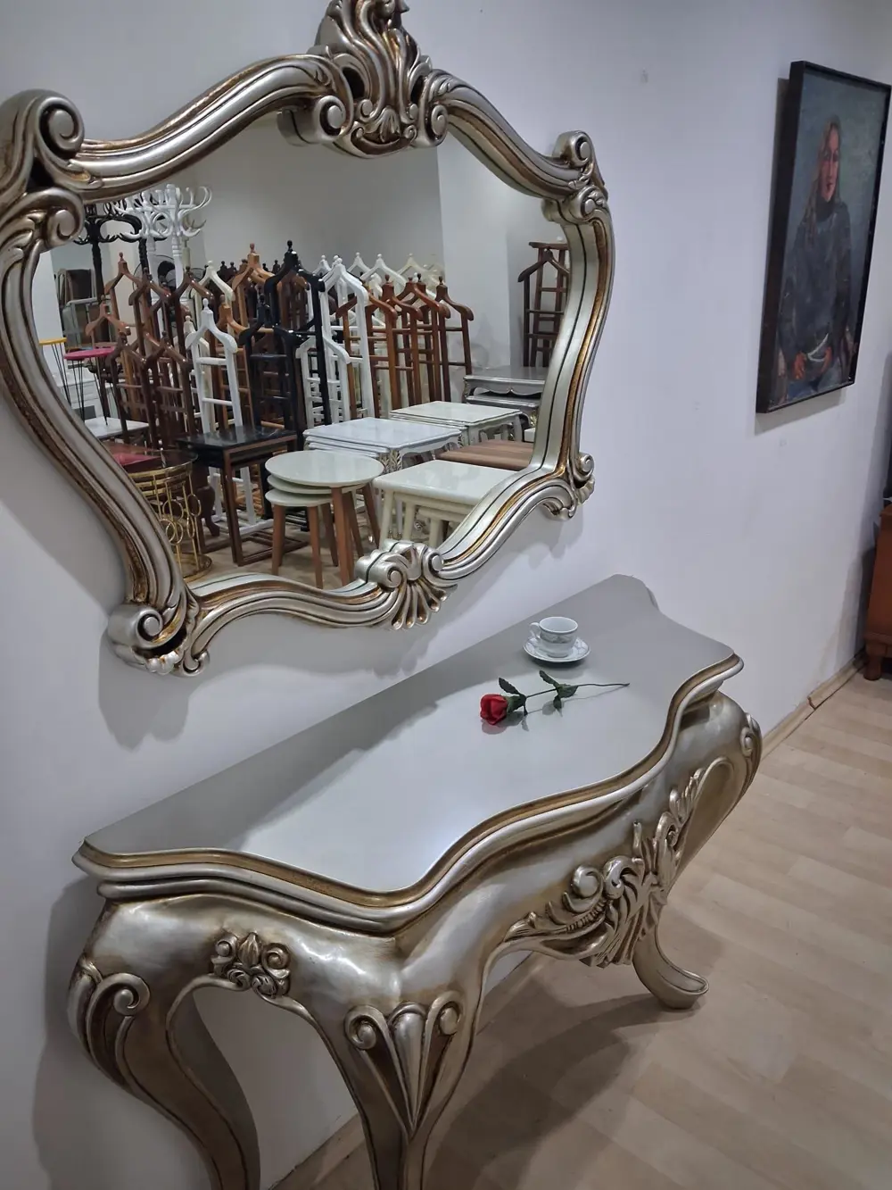 Dresuar 17737 ASLAN Polyester döküm eskitm GRİ-Kahve nakış Çerçev Dresuar 17737 ASLAN Polyester döküm eskitm GRİ-Kahve nakış Çerçev