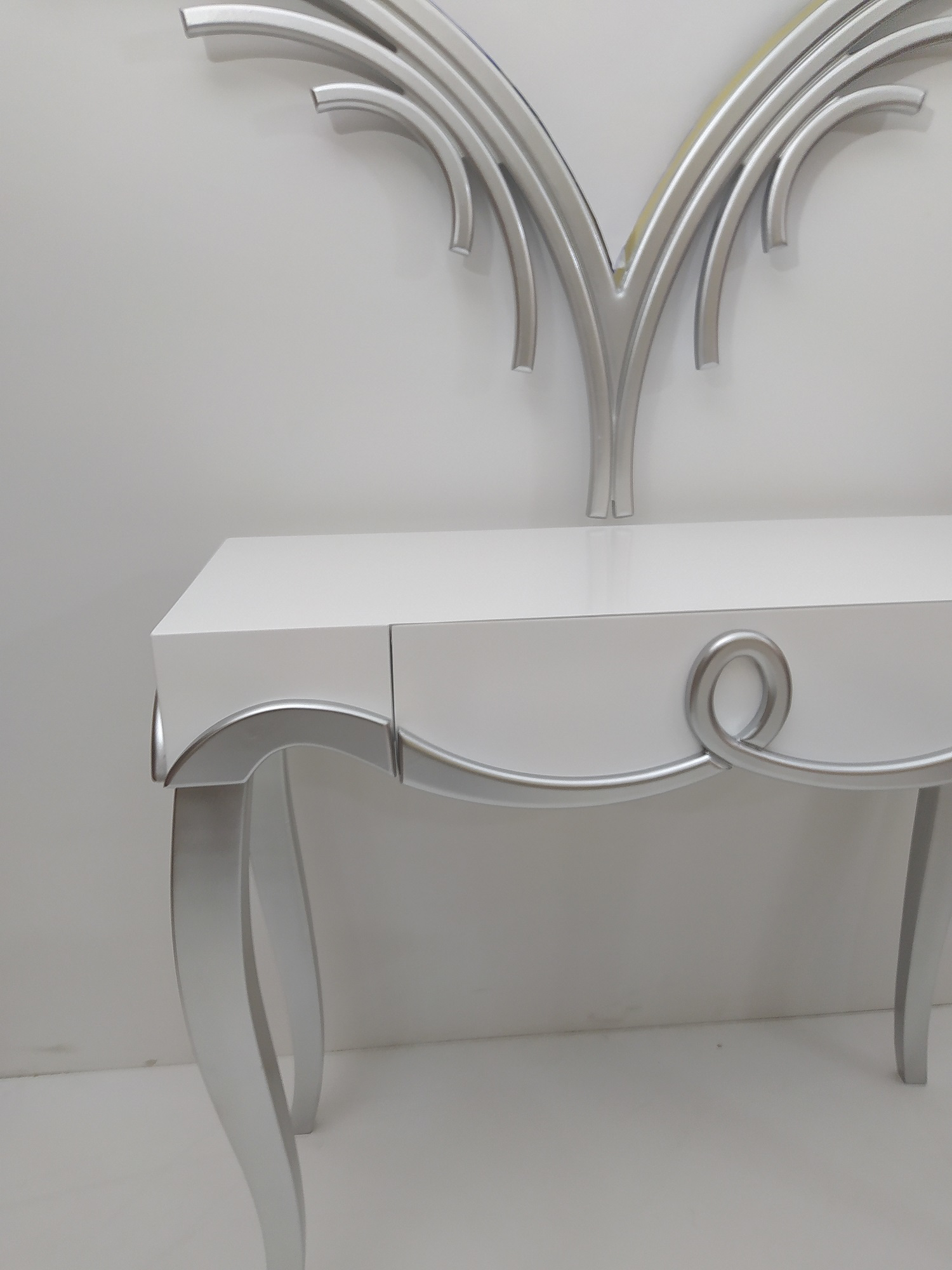 Dresuar 18301 CNC KABARTMA Model Kayın Aslan Ayak Beyaz Lake  Şık