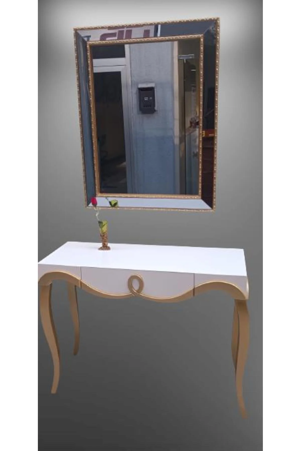 Dresuar 90012 CNC Kabartma Hayal Ayna Gold beyaz Uyum Ahşp MDF Kayın Ayk El yapım Dresuar 90012 CNC Kabartma Hayal Ayna Gold beyaz Uyum Ahşp MDF Kayın Ayk El yapım - Görsel 3