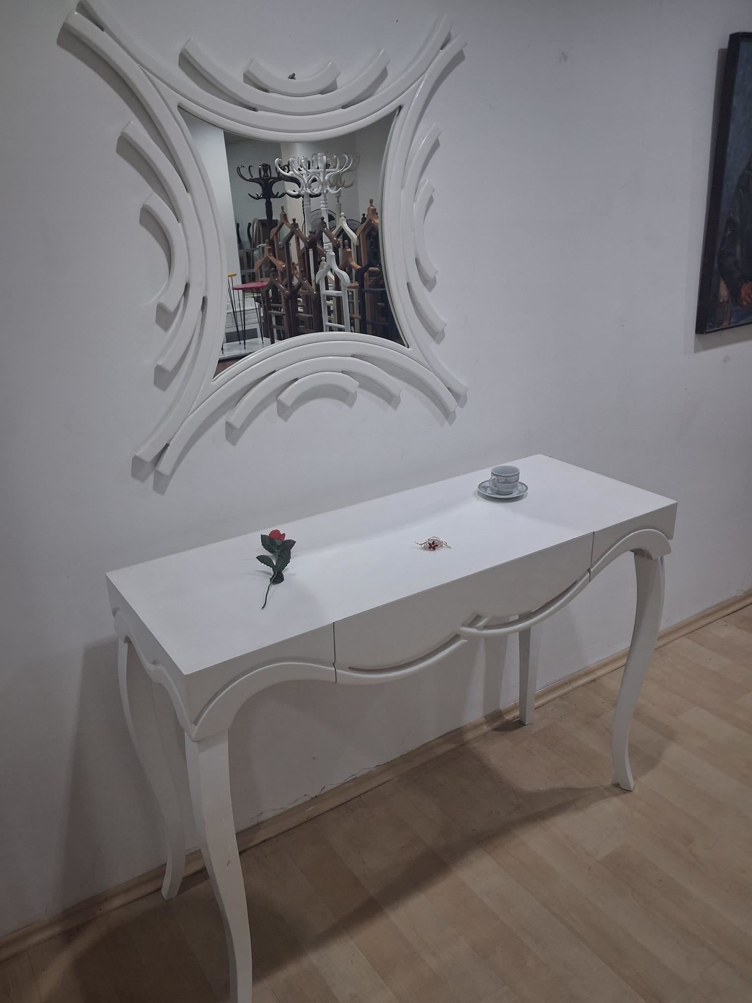 Dresuar 90628 CNC Çökertme Model Cnc Ayna Lake Beyaz Tabla Kayn A