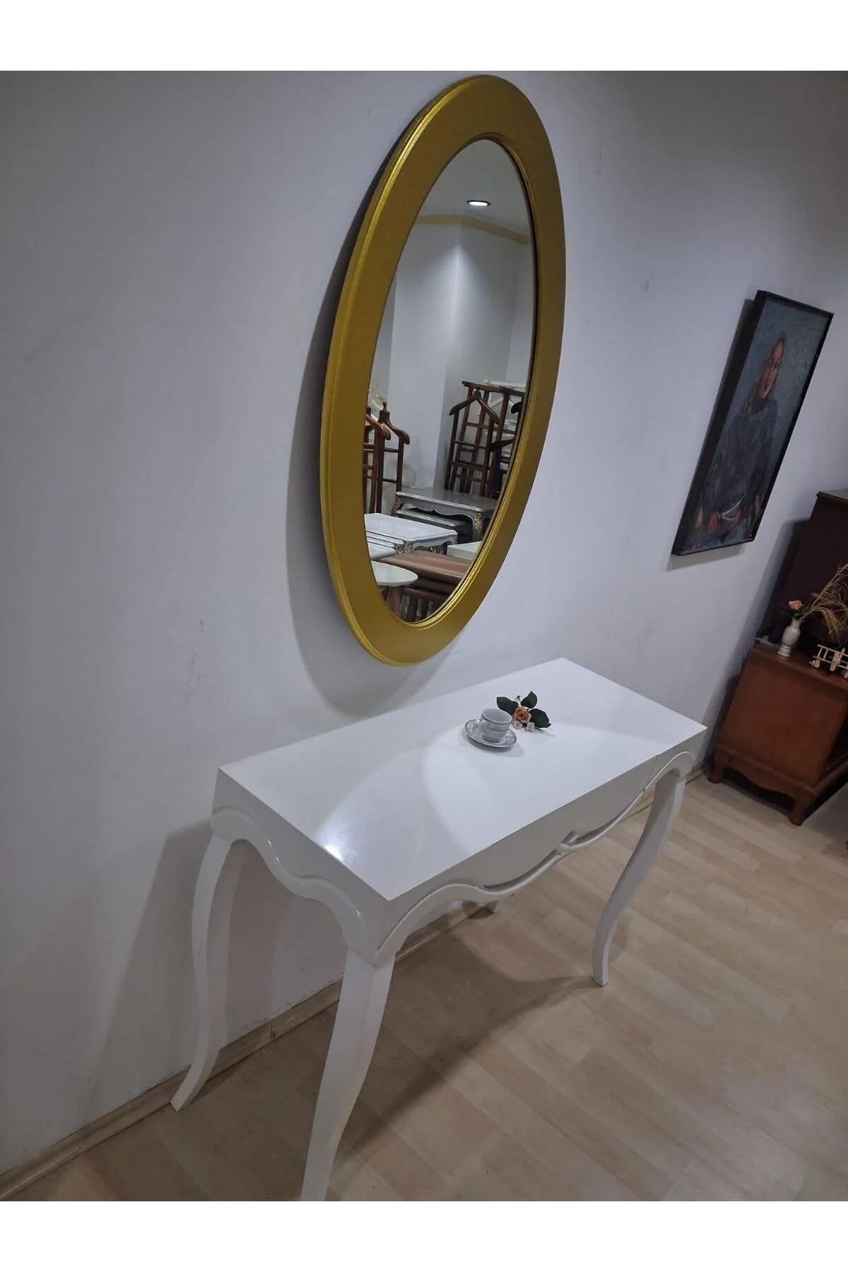 Dresuar Cnc Çökertme 90671 Model Oval Gold Renk Ayna Lake Beyaz Tabla Kayn Aslan Ayak Dresuar Cnc Çökertme 90671 Model Oval Gold Renk Ayna Lake Beyaz Tabla Kayn Aslan Ayak - Görsel 5