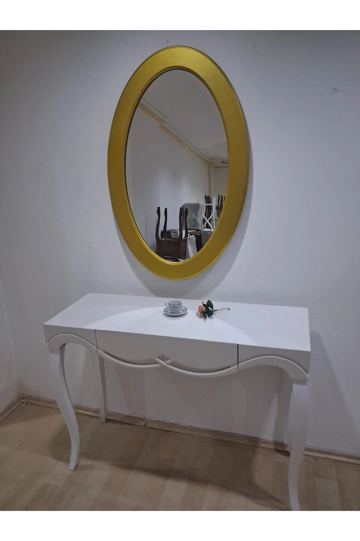Dresuar Cnc Çökertme 90671 Model Oval Gold Renk Ayna Lake Beyaz Tabla Kayn Aslan Ayak Dresuar Cnc Çökertme 90671 Model Oval Gold Renk Ayna Lake Beyaz Tabla Kayn Aslan Ayak - Görsel 3