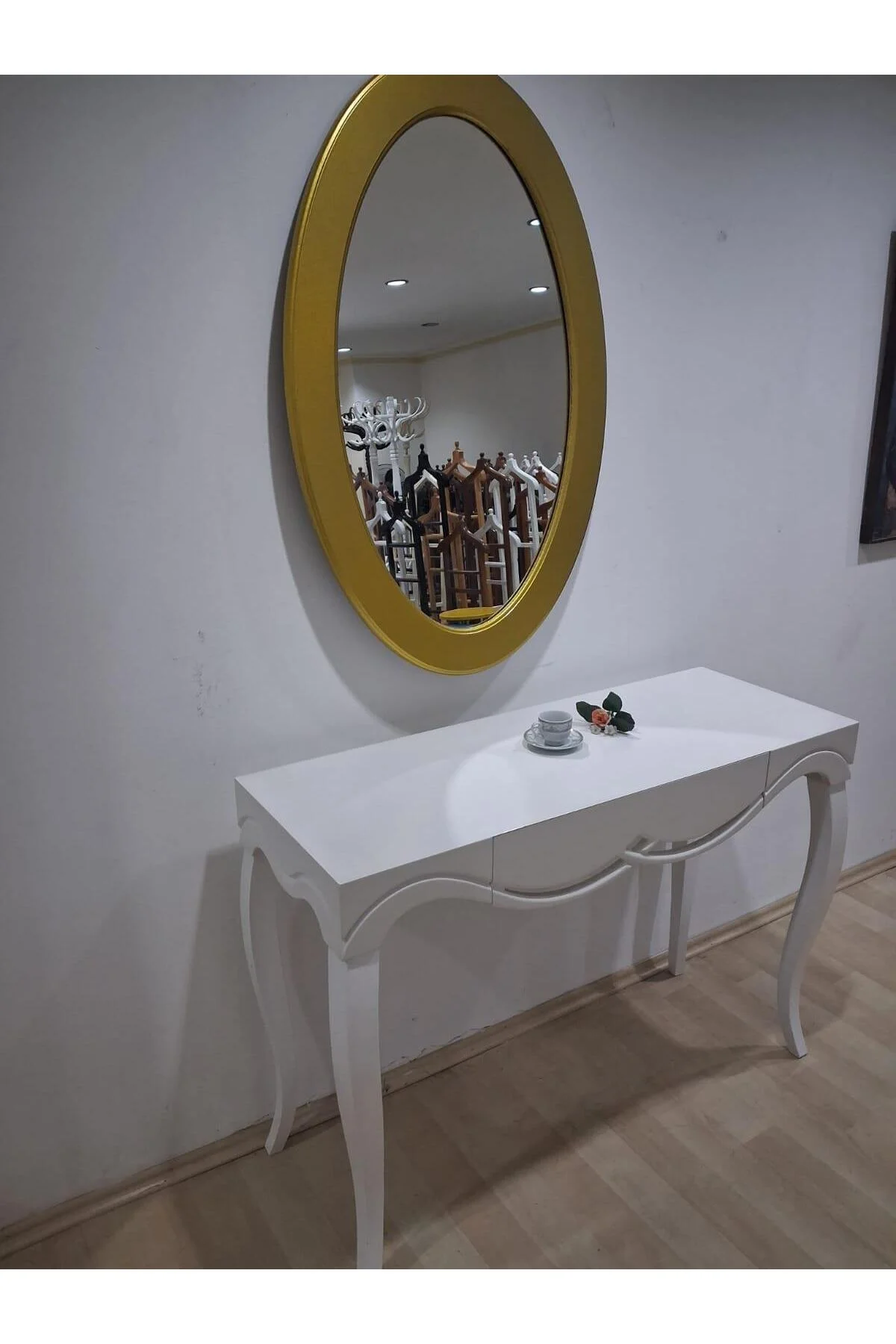 Dresuar Cnc Çökertme 90671 Model Oval Gold Renk Ayna Lake Beyaz Tabla Kayn Aslan Ayak Dresuar Cnc Çökertme 90671 Model Oval Gold Renk Ayna Lake Beyaz Tabla Kayn Aslan Ayak - Görsel 7