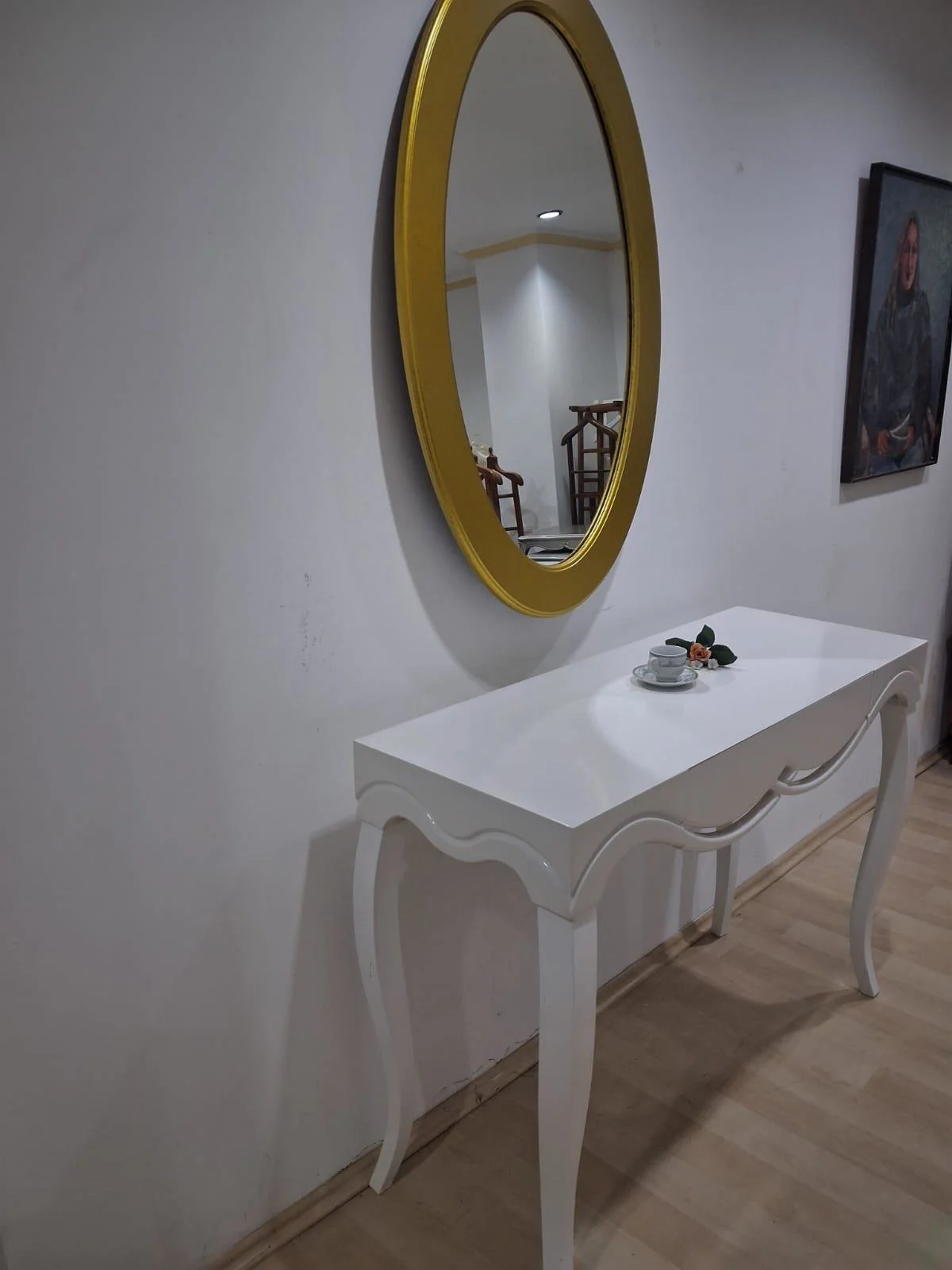 Dresuar Cnc Çökertme 90671 Model Oval Gold Renk Ayna Lake Beyaz T