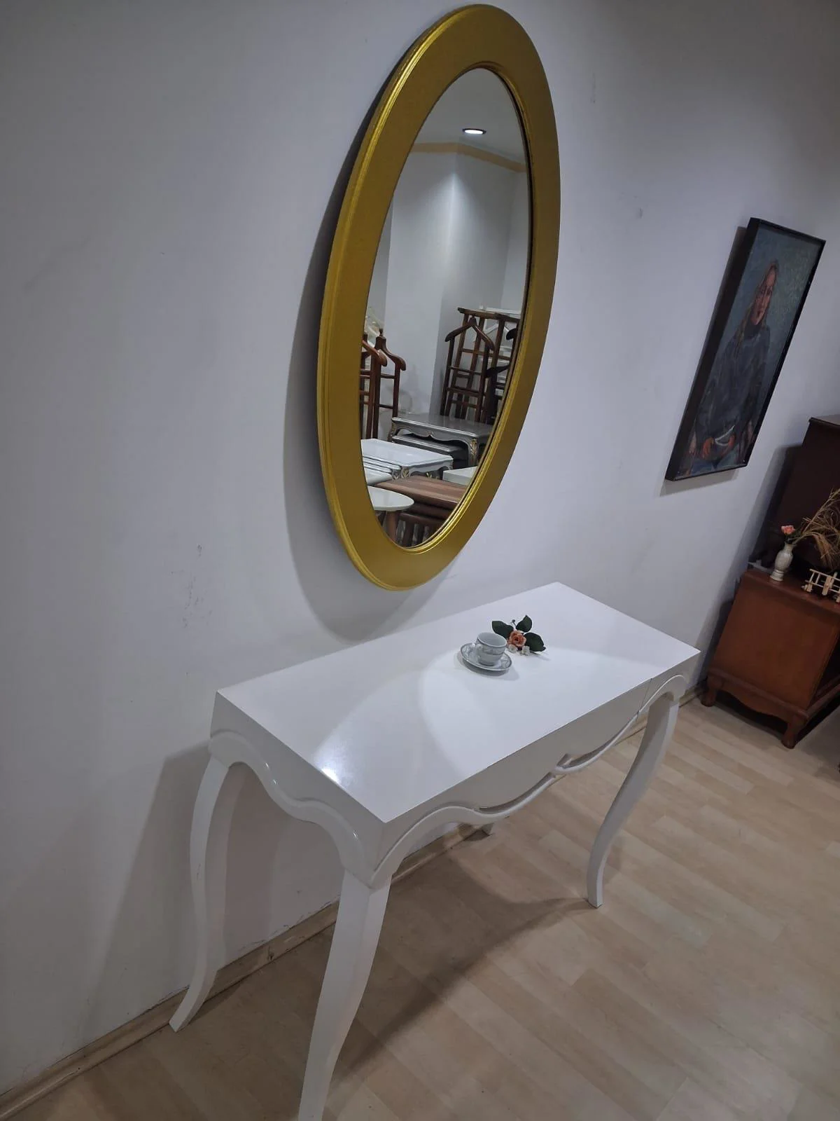 Dresuar Cnc Çökertme 90671 Model Oval Gold Renk Ayna Lake Beyaz T