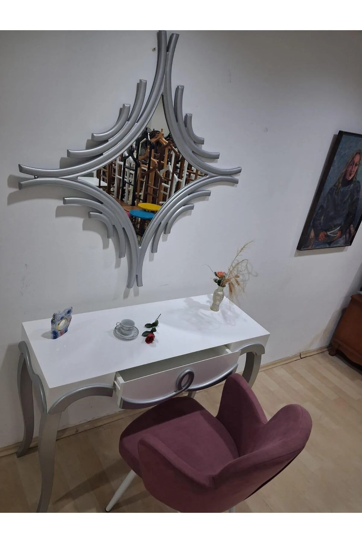 Dresuar Cnc Kabartma 90665 Model Aynalı Kelebek Sandalye Ayak Parlak Beyaz Gri Renk Dresuar Cnc Kabartma 90665 Model Aynalı Kelebek Sandalye Ayak Parlak Beyaz Gri Renk - Görsel 6