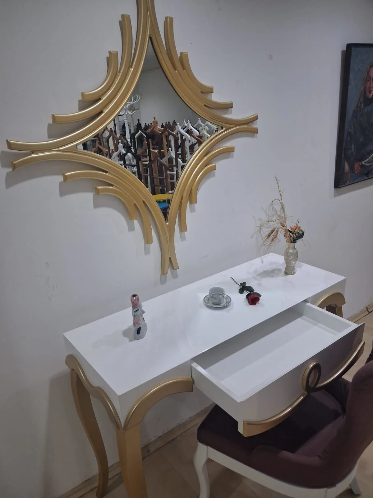 Dresuar Cnc Kabartma 90663 Model Aynalı Gökyüzü Sandalye Ayak Par