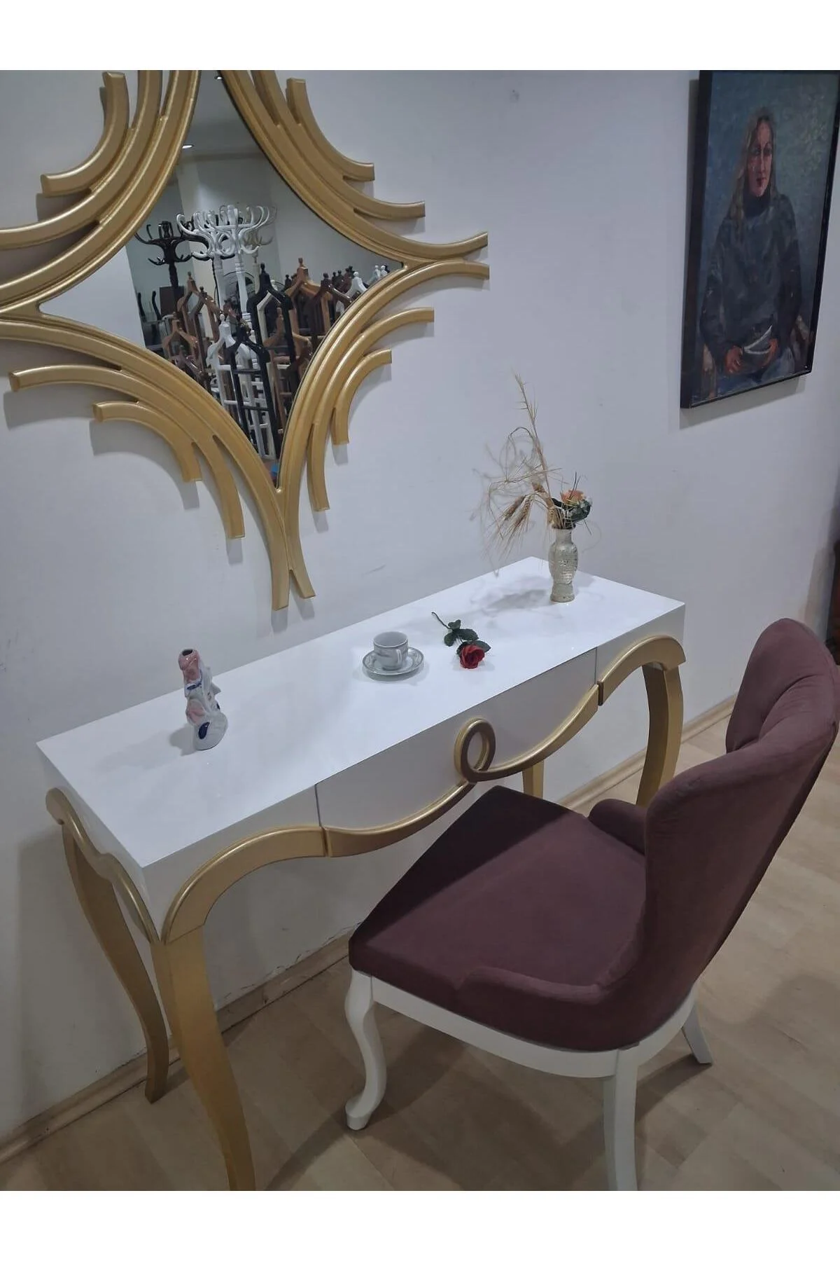 Dresuar Cnc Kabartma 90663 Model Aynalı Gökyüzü Sandalye Ayak Parlak Beyaz Gold Renk Dresuar Cnc Kabartma 90663 Model Aynalı Gökyüzü Sandalye Ayak Parlak Beyaz Gold Renk - Görsel 8