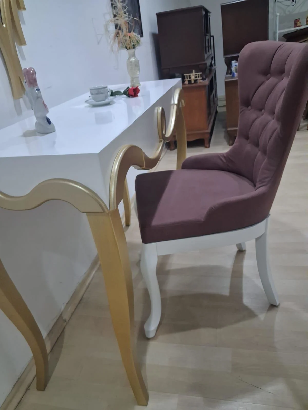 Dresuar Cnc Kabartma 90663 Model Aynalı Gökyüzü Sandalye Ayak Par