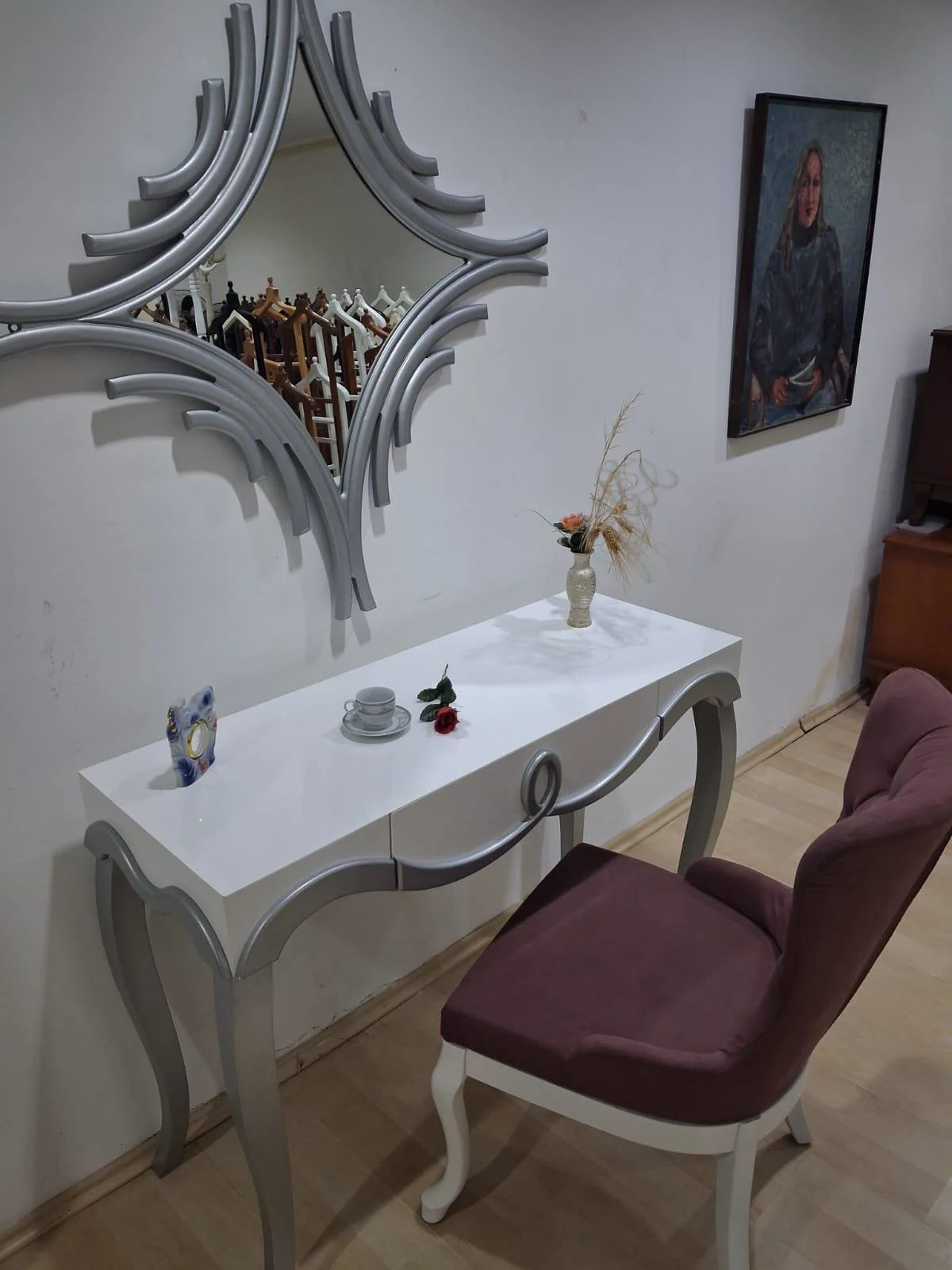 Dresuar Cnc Kabartma 90664 Model Aynalı Gökyüzü Sandalye Ayak Par