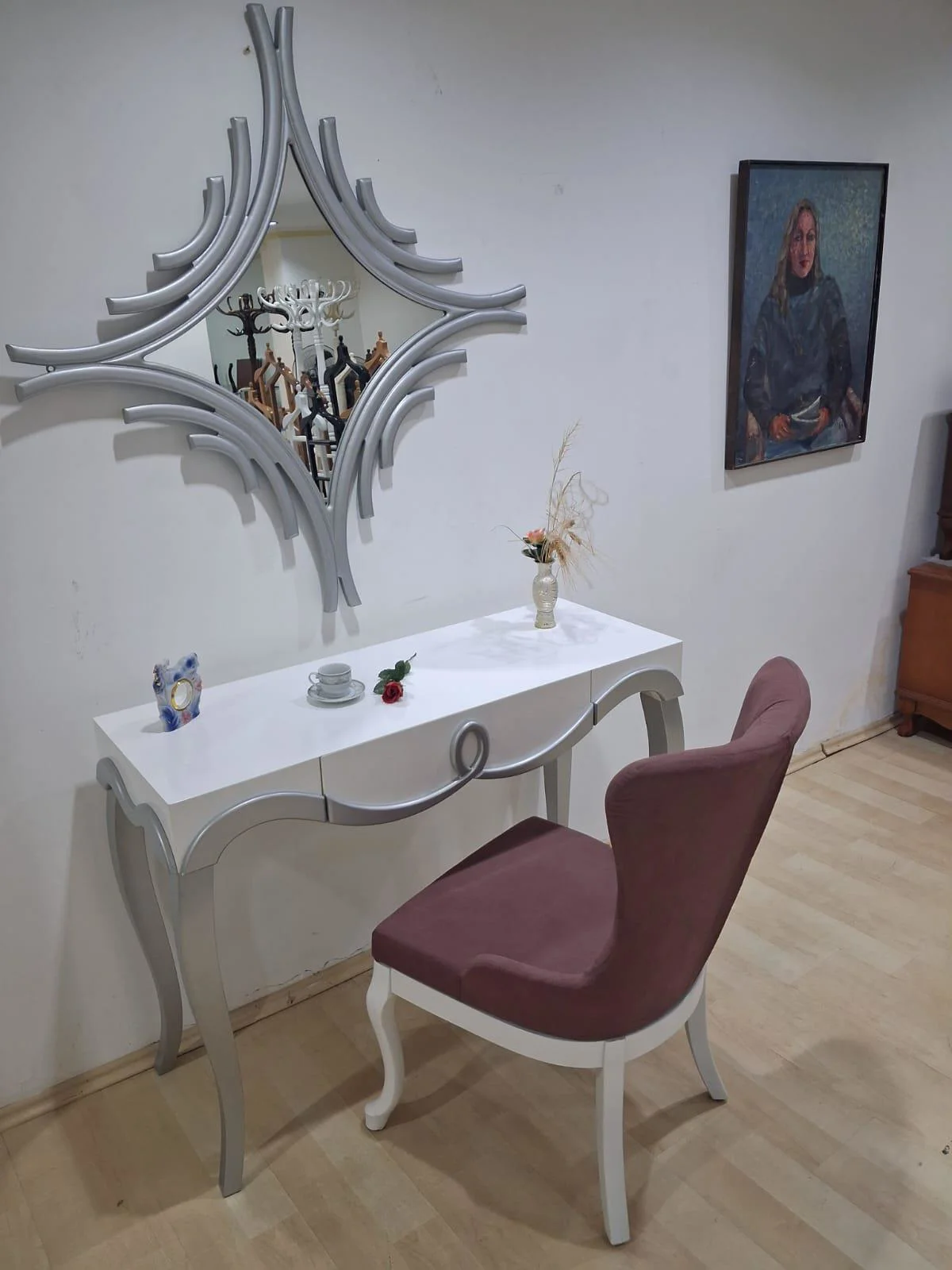 Dresuar Cnc Kabartma 90664 Model Aynalı Gökyüzü Sandalye Ayak Par