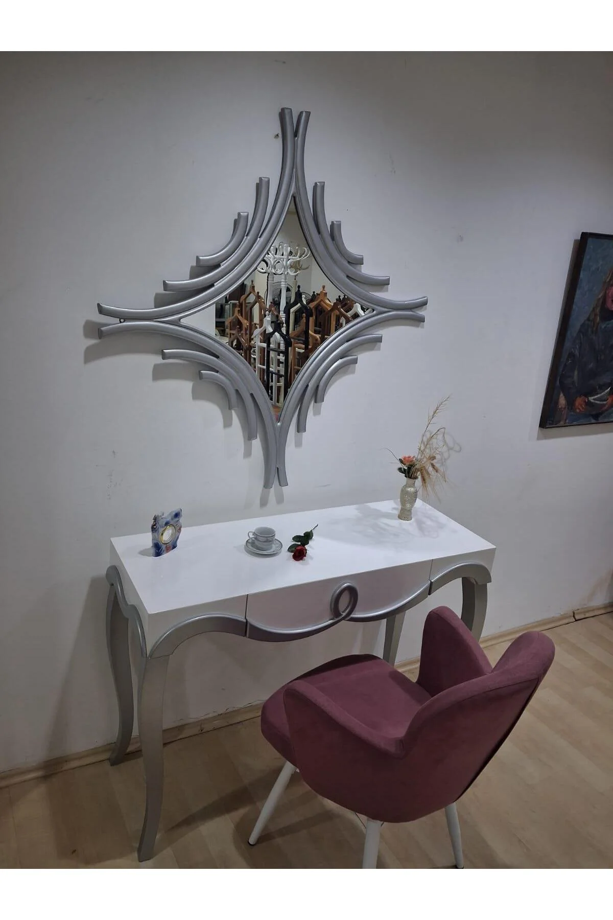 Dresuar Cnc Kabartma 90665 Model Aynalı Kelebek Sandalye Ayak Parlak Beyaz Gri Renk Dresuar Cnc Kabartma 90665 Model Aynalı Kelebek Sandalye Ayak Parlak Beyaz Gri Renk - Görsel 5